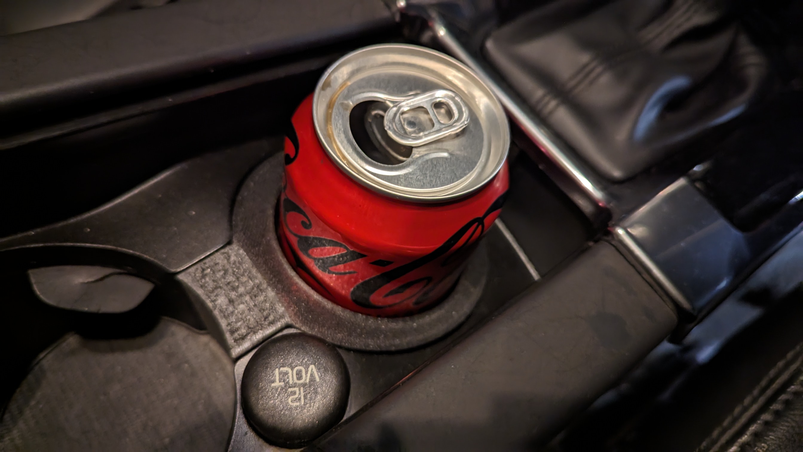 Volvo XC60/S60 cup holder insert by Rick269 Download free STL model