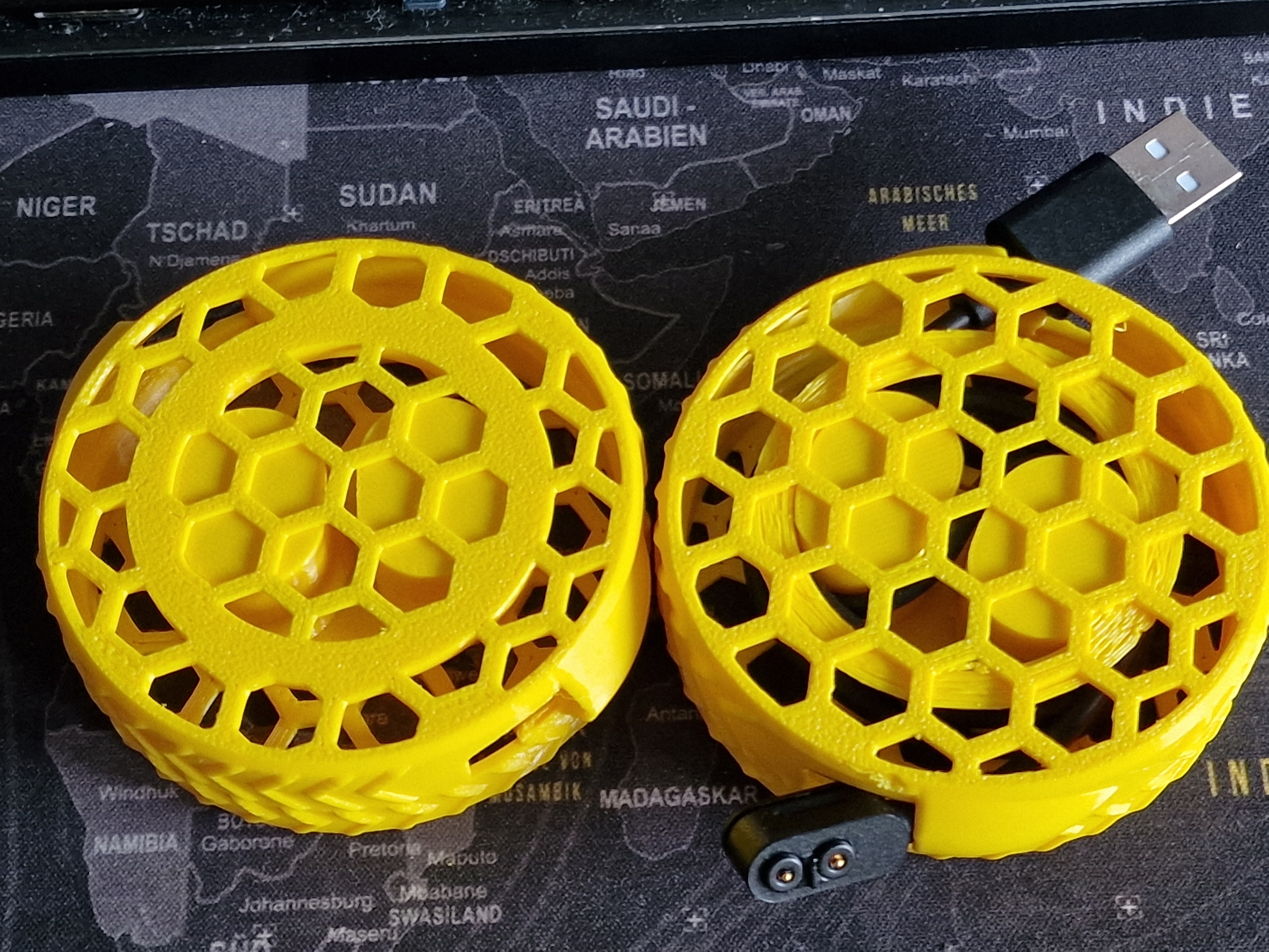 Miniatura 2 do modelo 3D Hex Cable Winder (Remix)