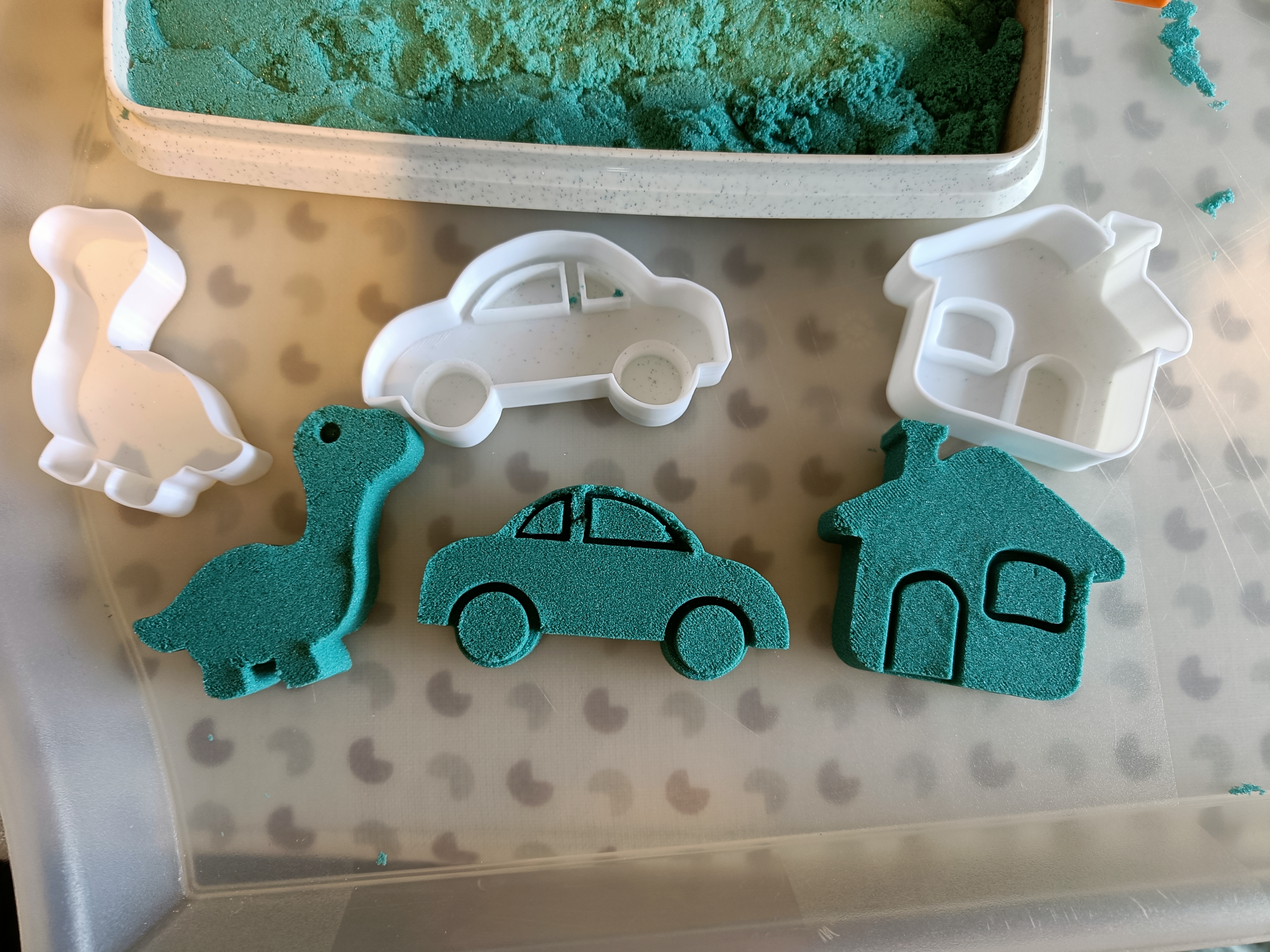 Sand molds for children