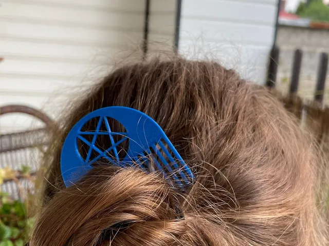 Pentagram Comb