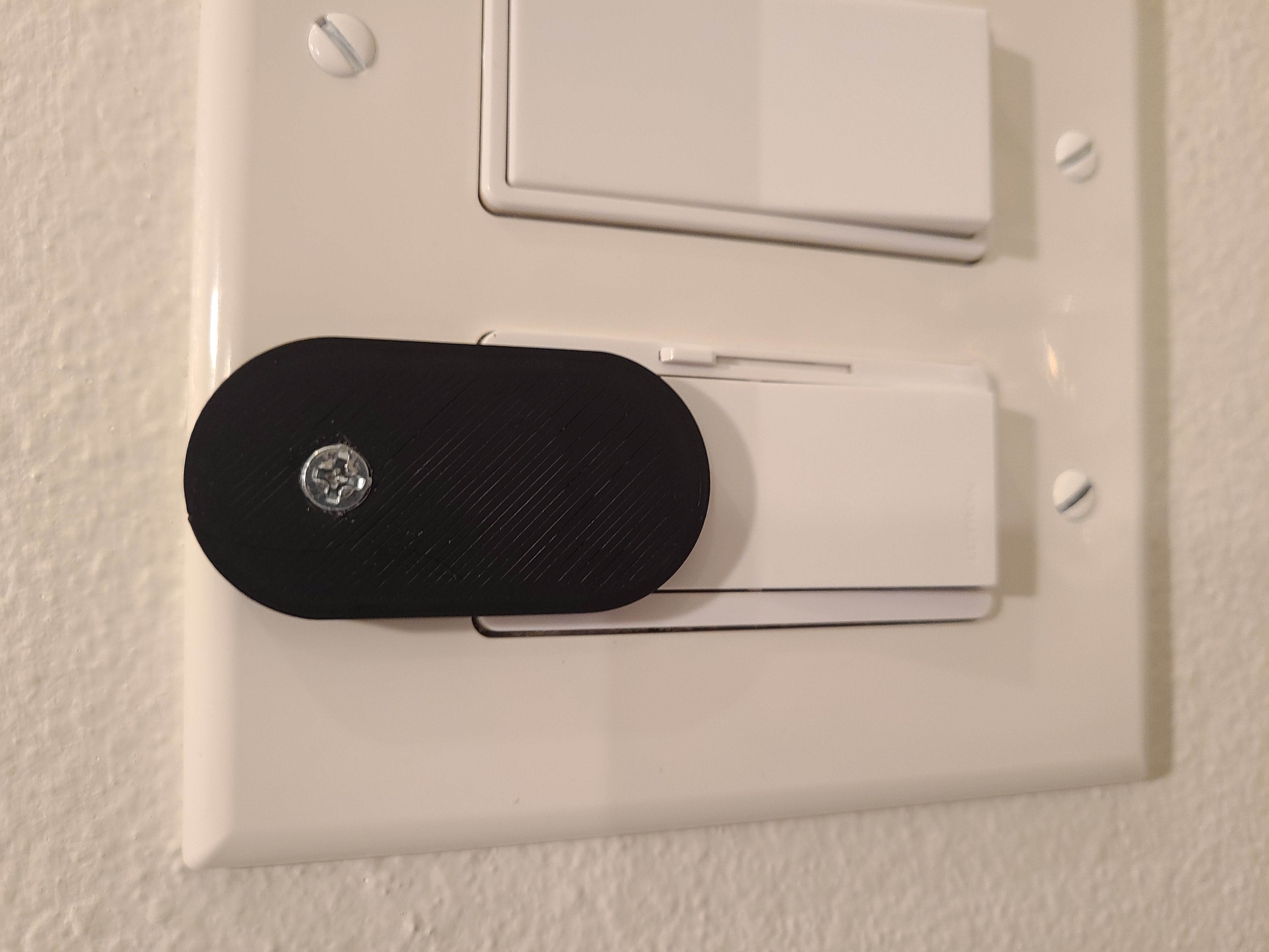 Miniatura 3 do modelo 3D Toggle Light Switch Lock