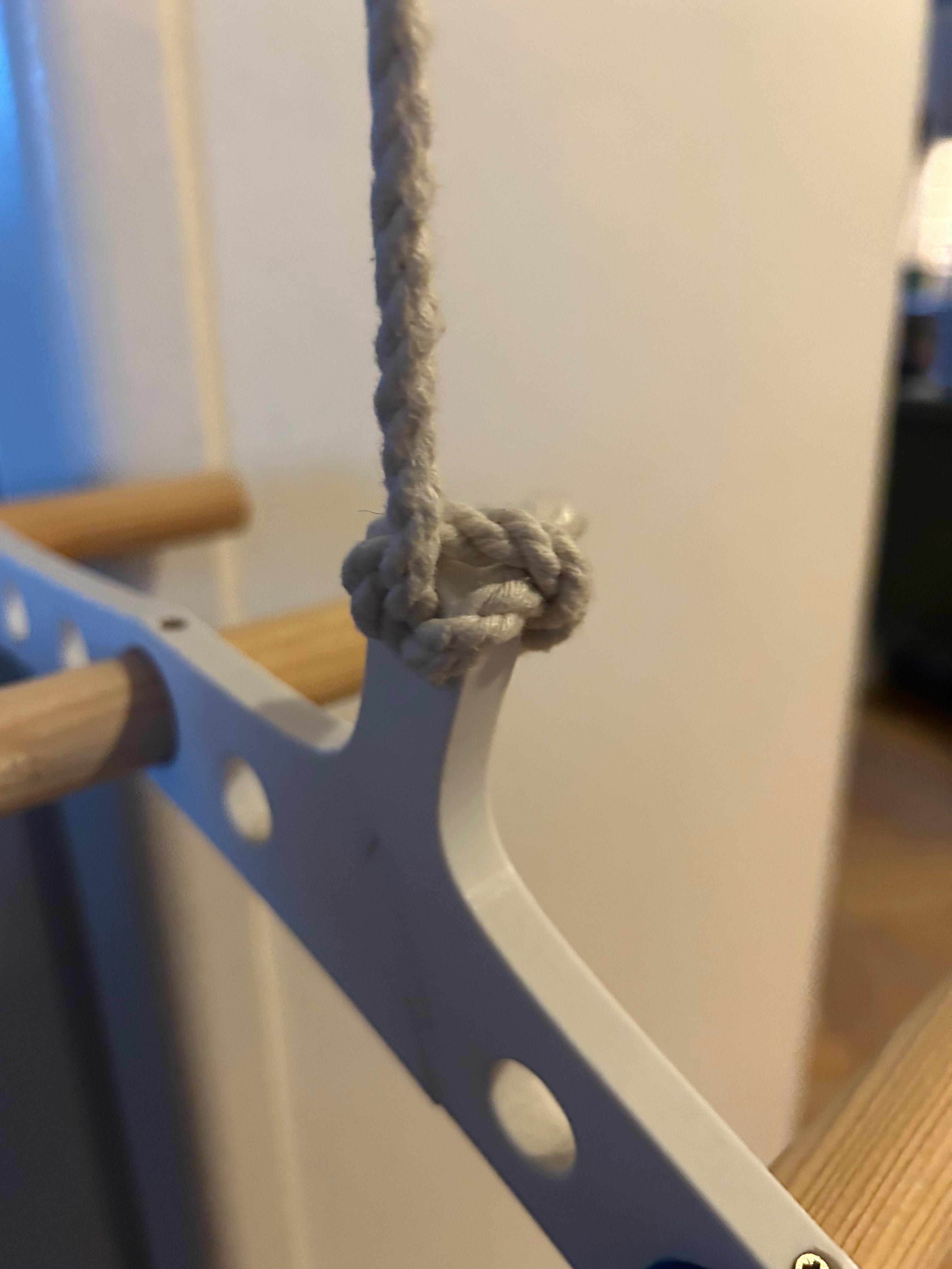 Ceiling hanging airer — thumbnail 8