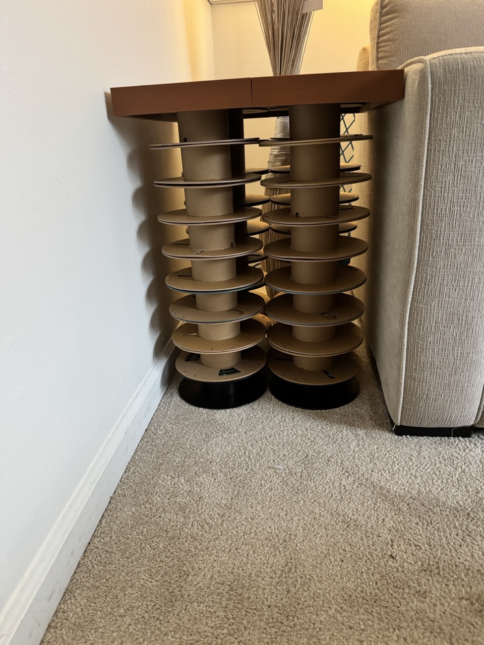 Miniatura 3 do modelo 3D Side Table using empty filament spools