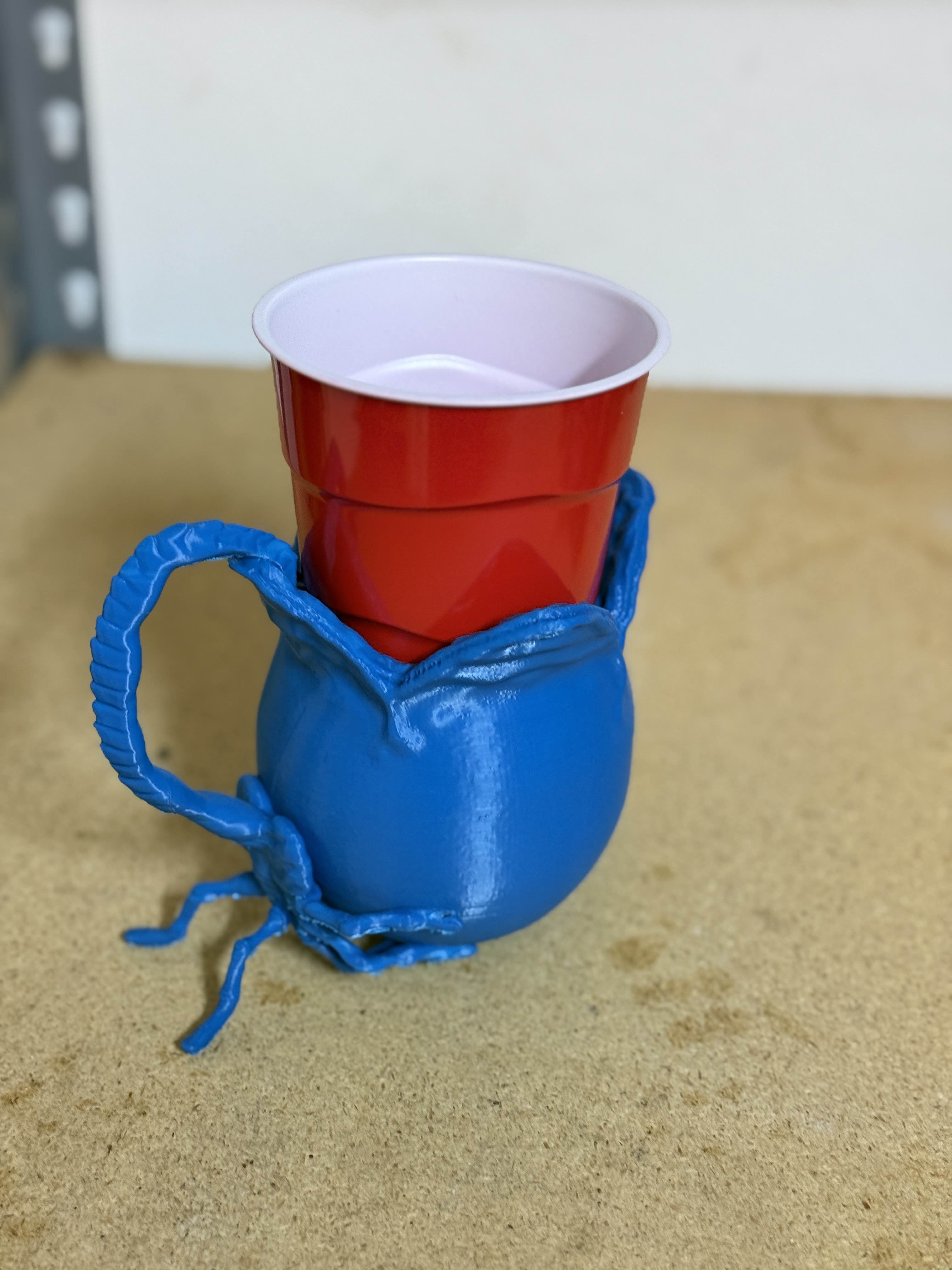 Miniatura 5 do modelo 3D Ovomorph Can Holder