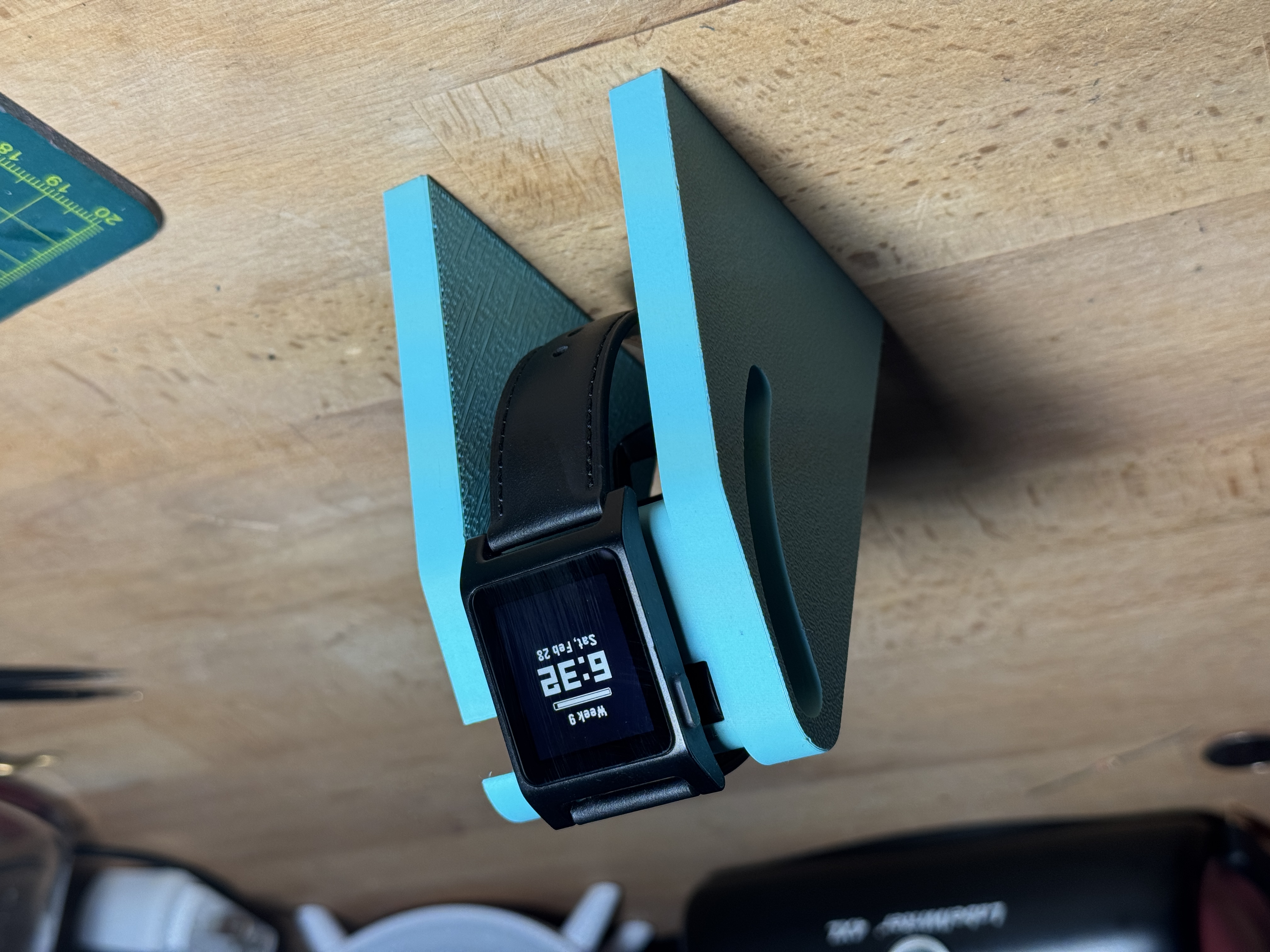 Pebble Charging Stand (Core Devices Dongle)