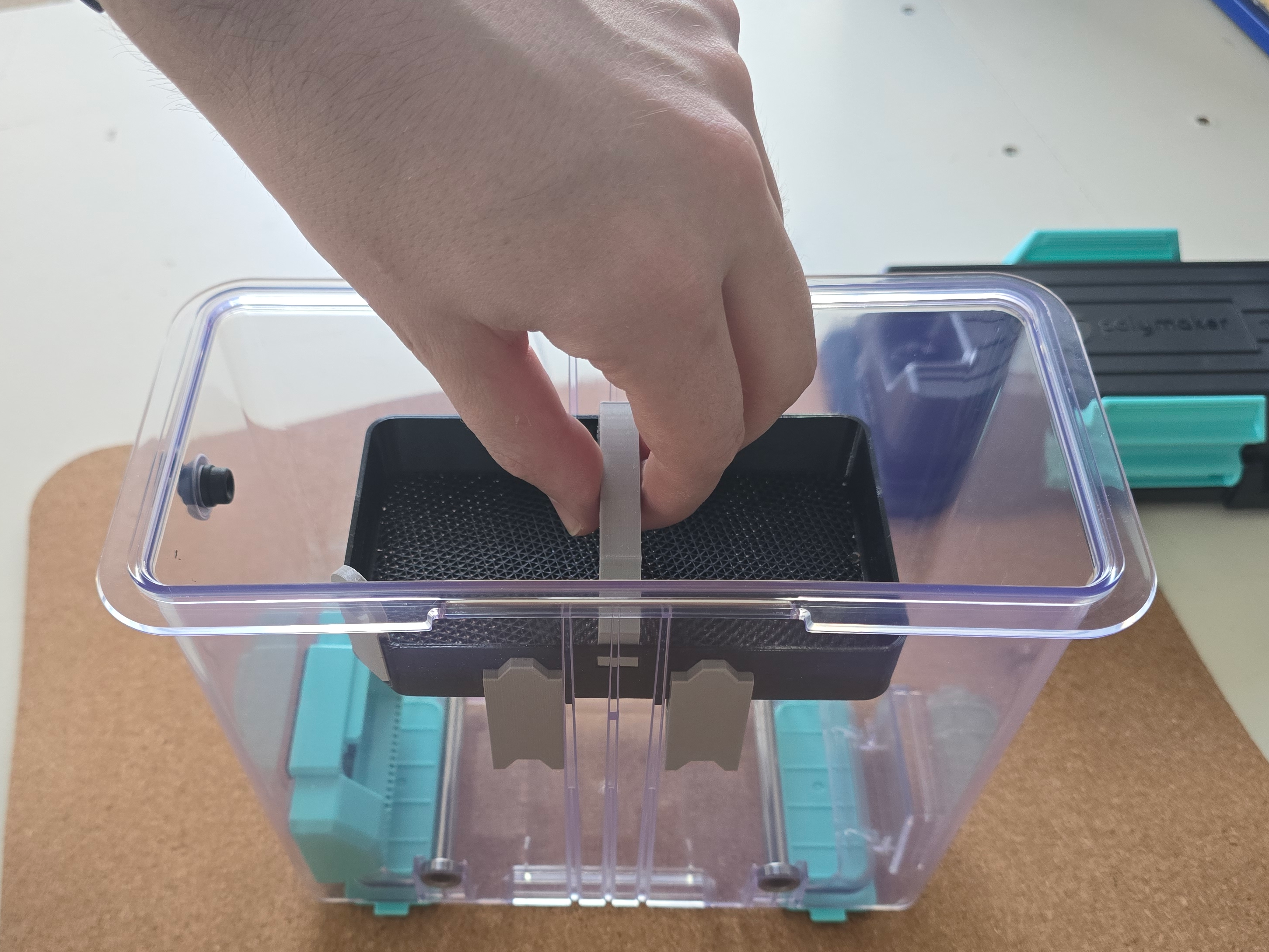 Miniatura 9 do modelo 3D Stackable Desiccant Drying Basket - for Polydryer