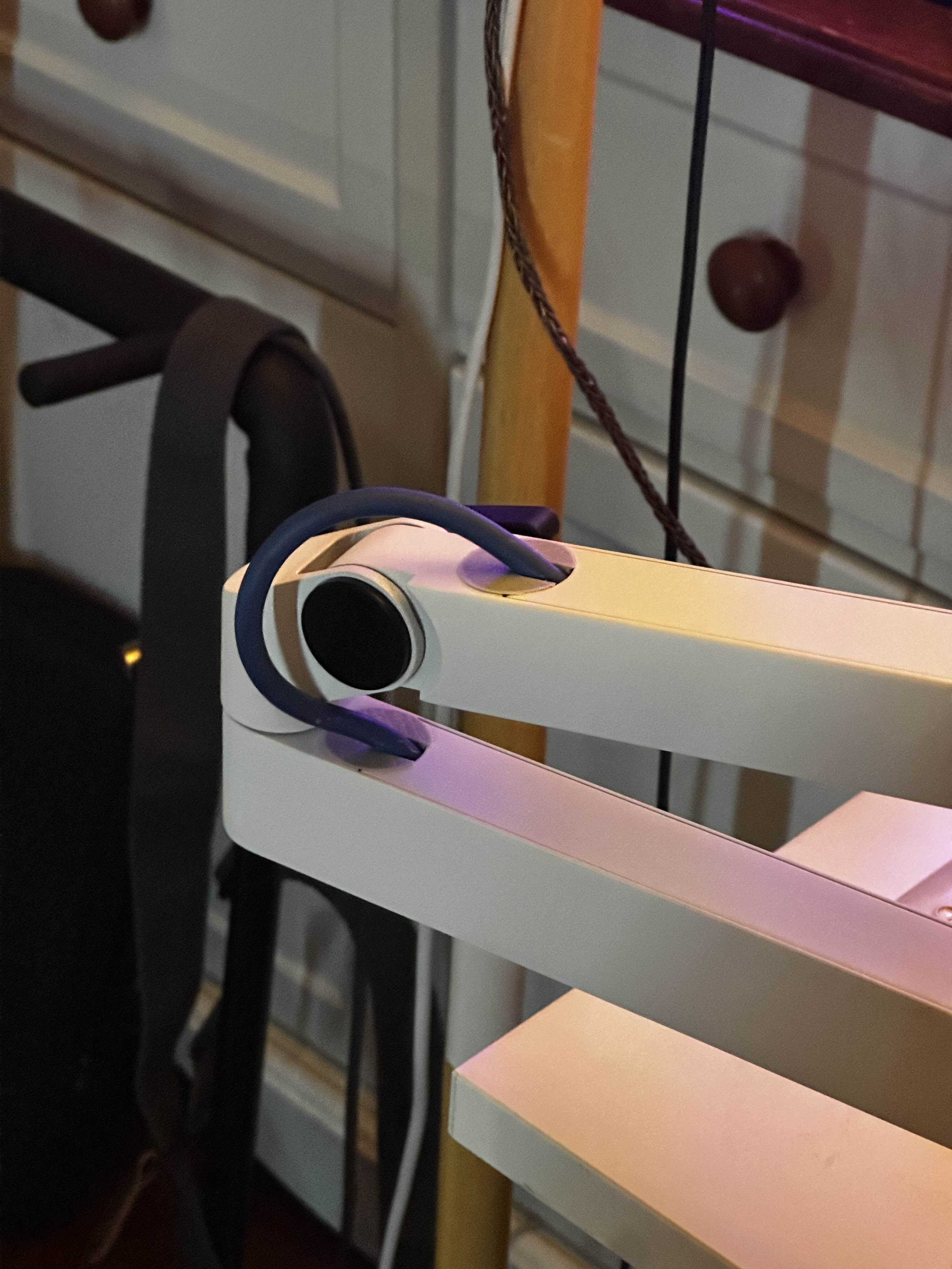 elgato Wave Mic Arm LP hole covers