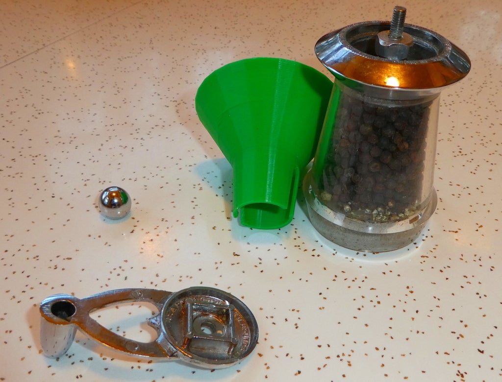 Pepper Mill Funnel by jepler Download free STL model