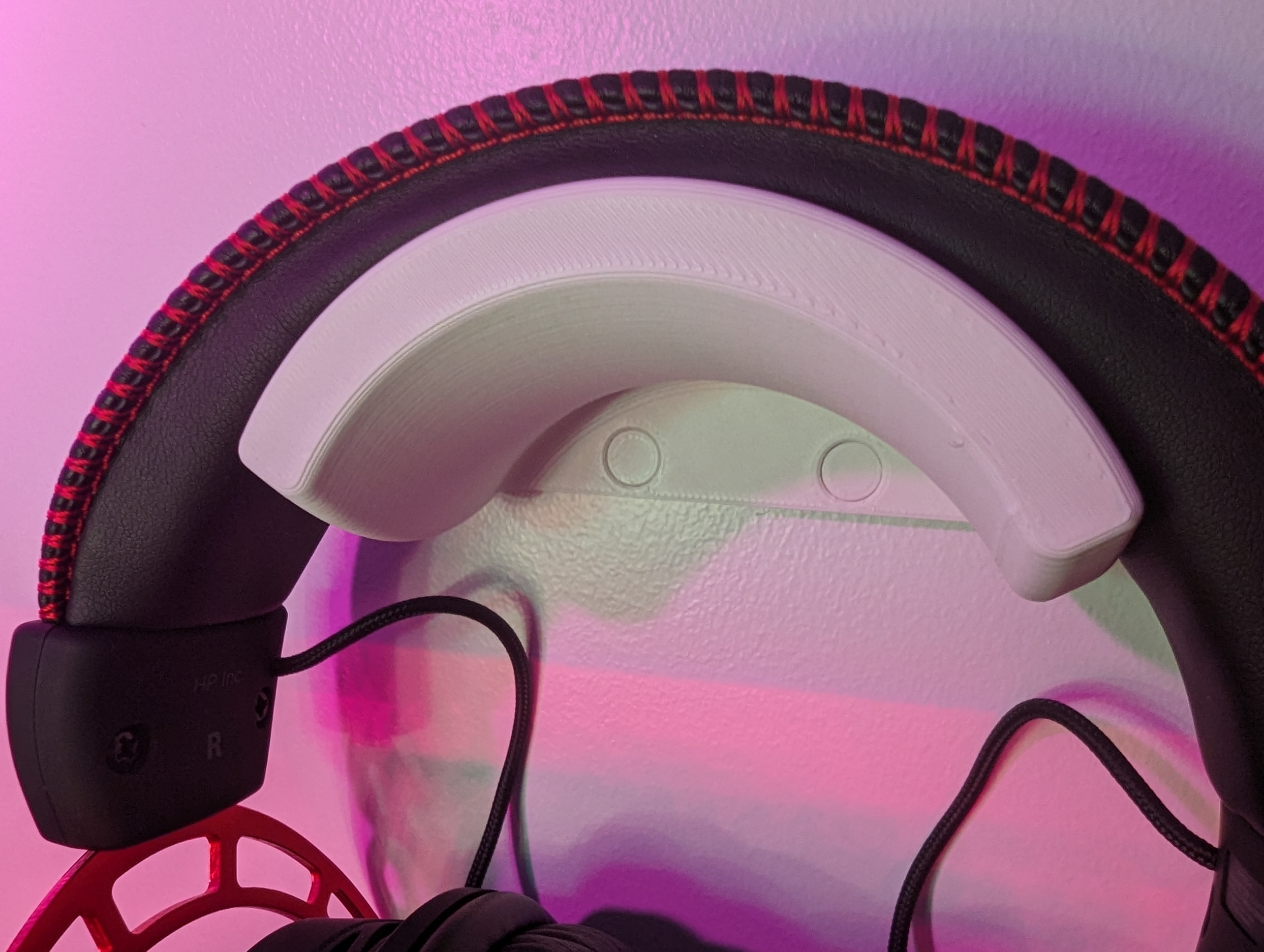 Minimalist Wall Mount Headphone Holder (quick print, no supports