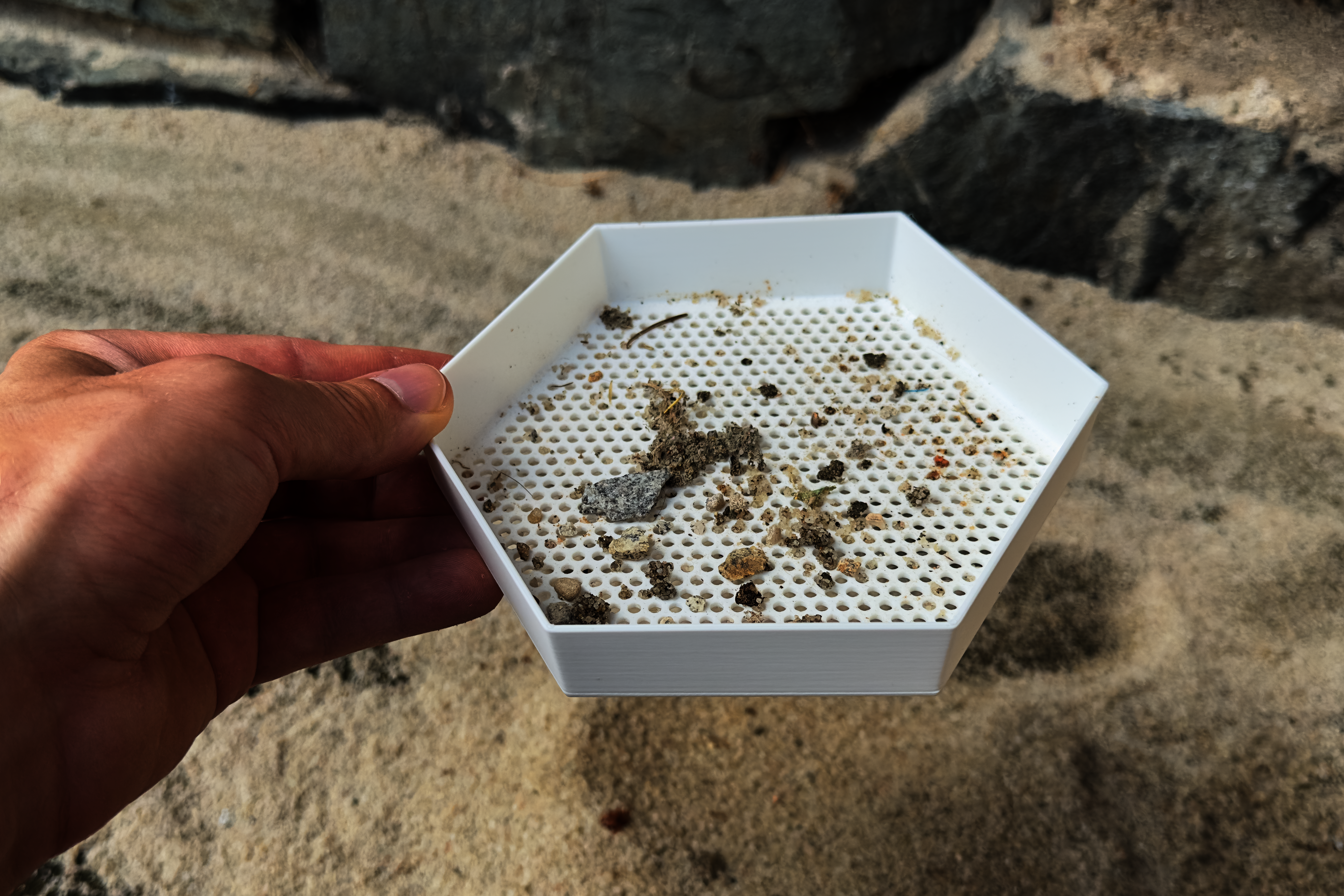Miniatura 2 do modelo 3D Hexagon Sand Sifter