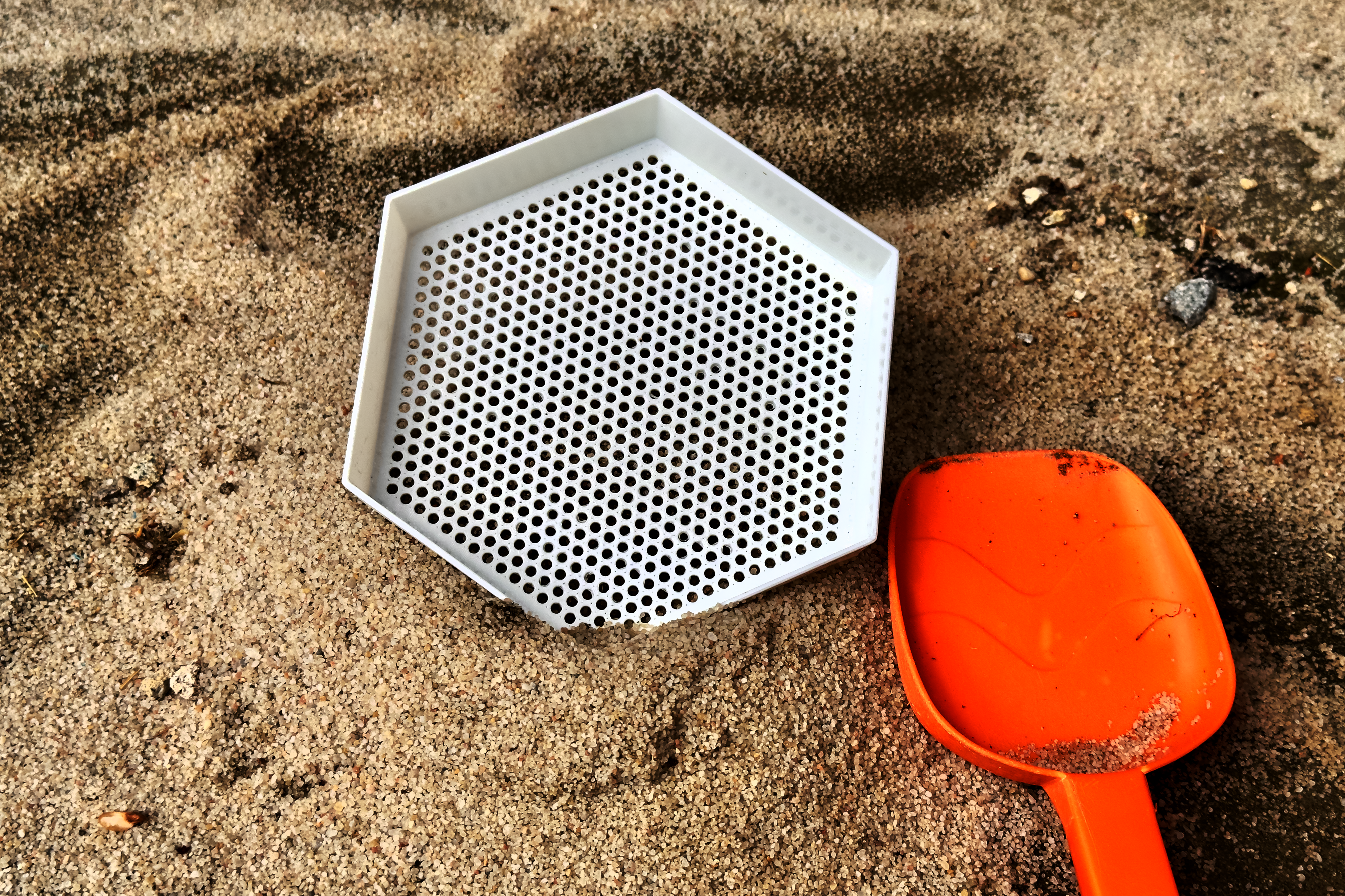 Hexagon Sand Sifter