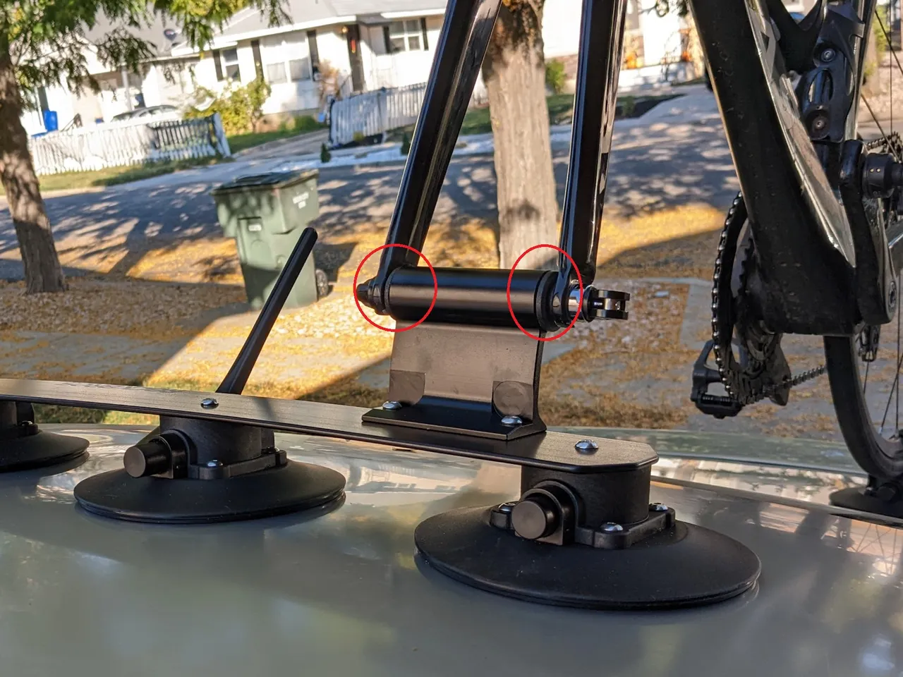 Bike suction mount hot sale