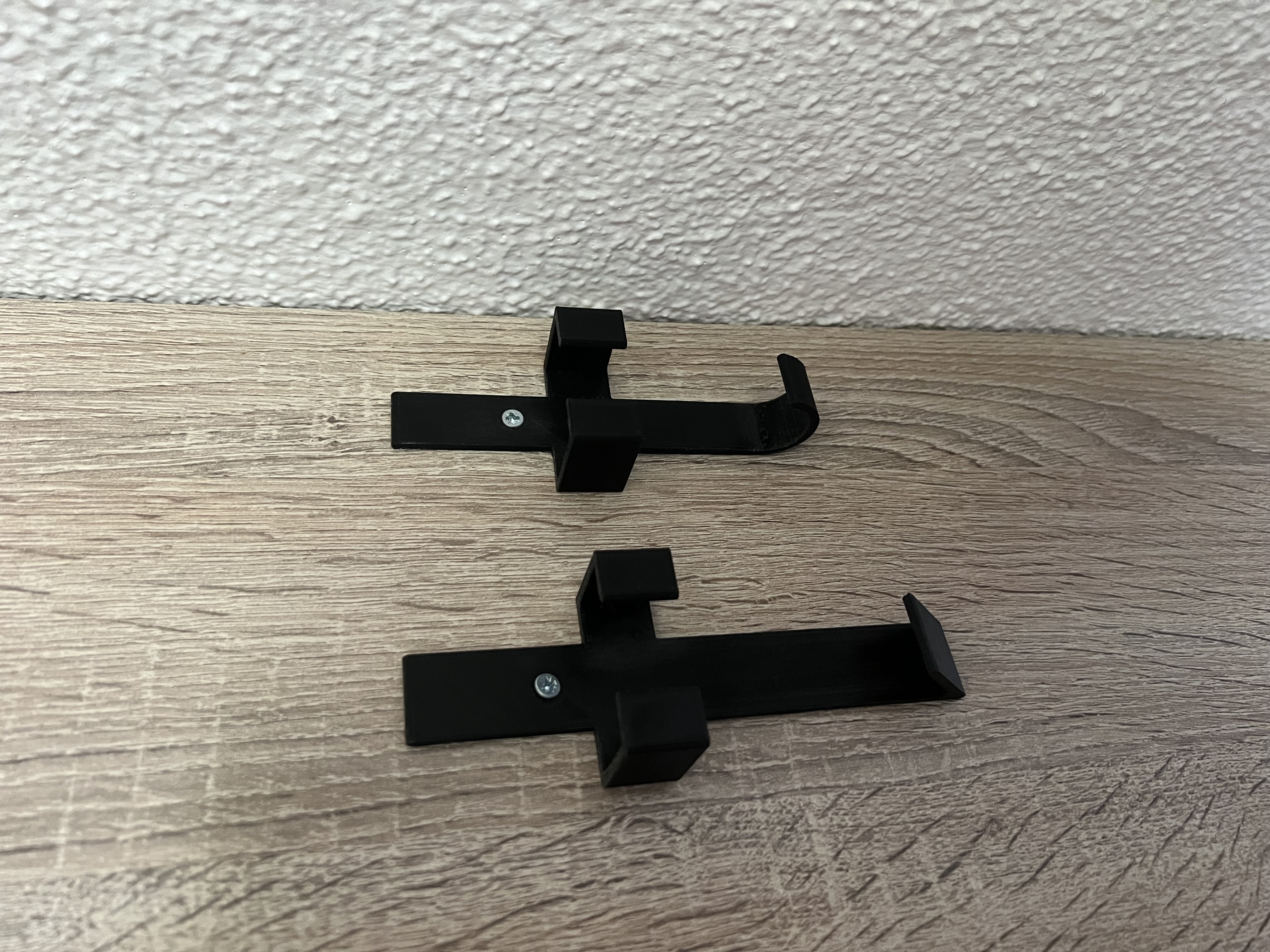 Miniatura 2 do modelo 3D Remote Control Wall Mount