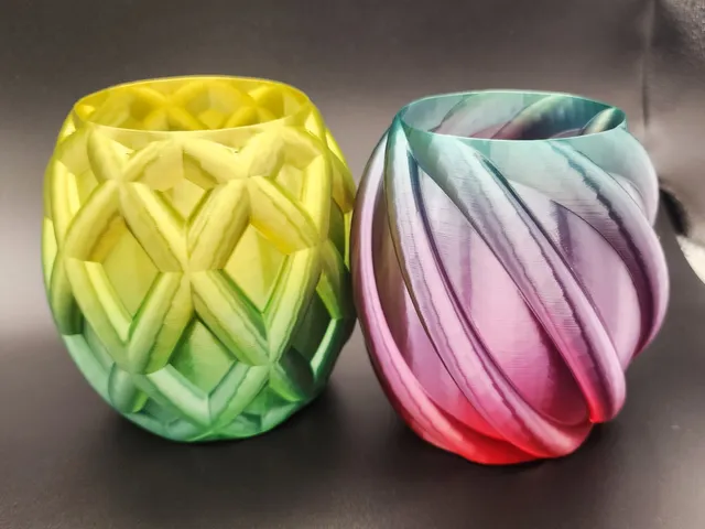 Twist & Woven Spiral Vase Cauldrons