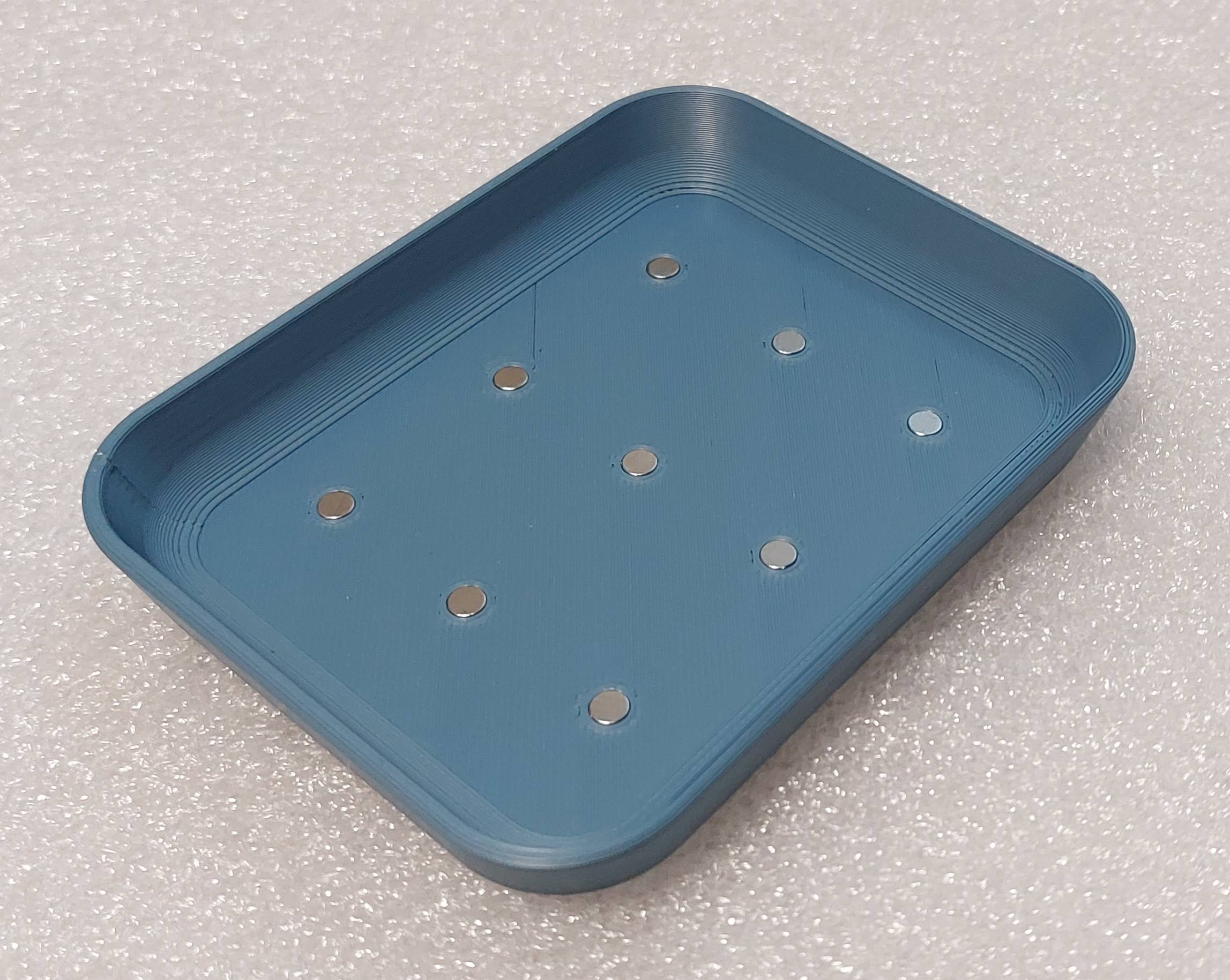 tray (with source files) by Darius V Download free STL model