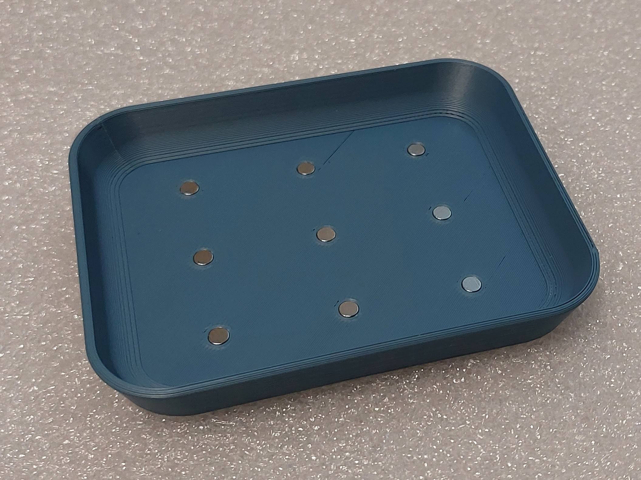 tray (with source files) by Darius V Download free STL model