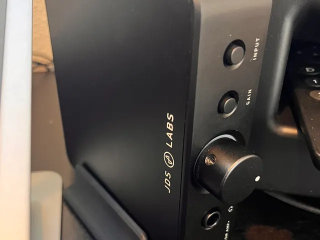 JDS LABS ATOM AMP+ Vertical Stand