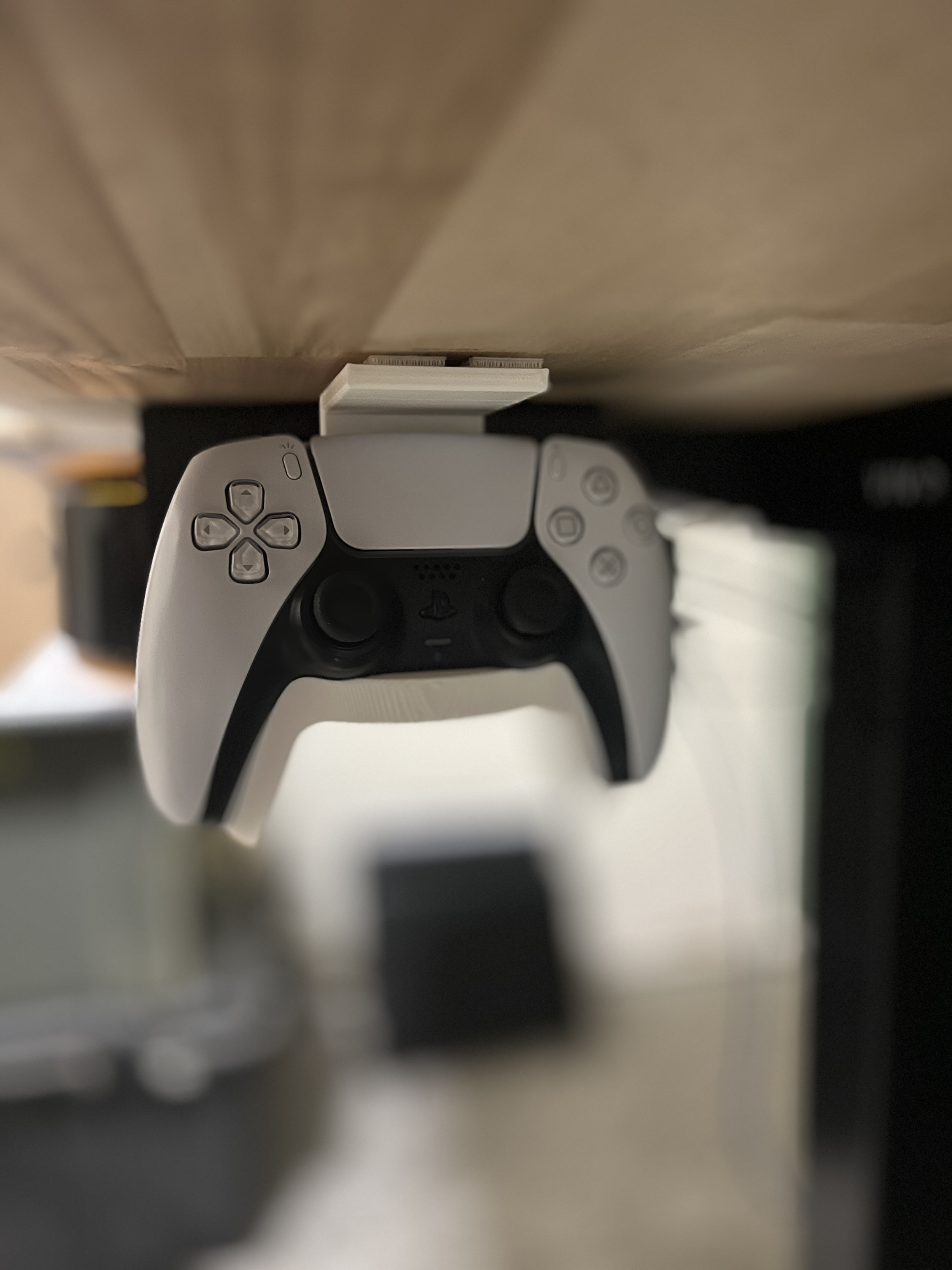 PS5 Controller Hanger By Sasquatch Download Free STL Model ps5-controller-hanger-by-sasquatch-download-free-stl-model