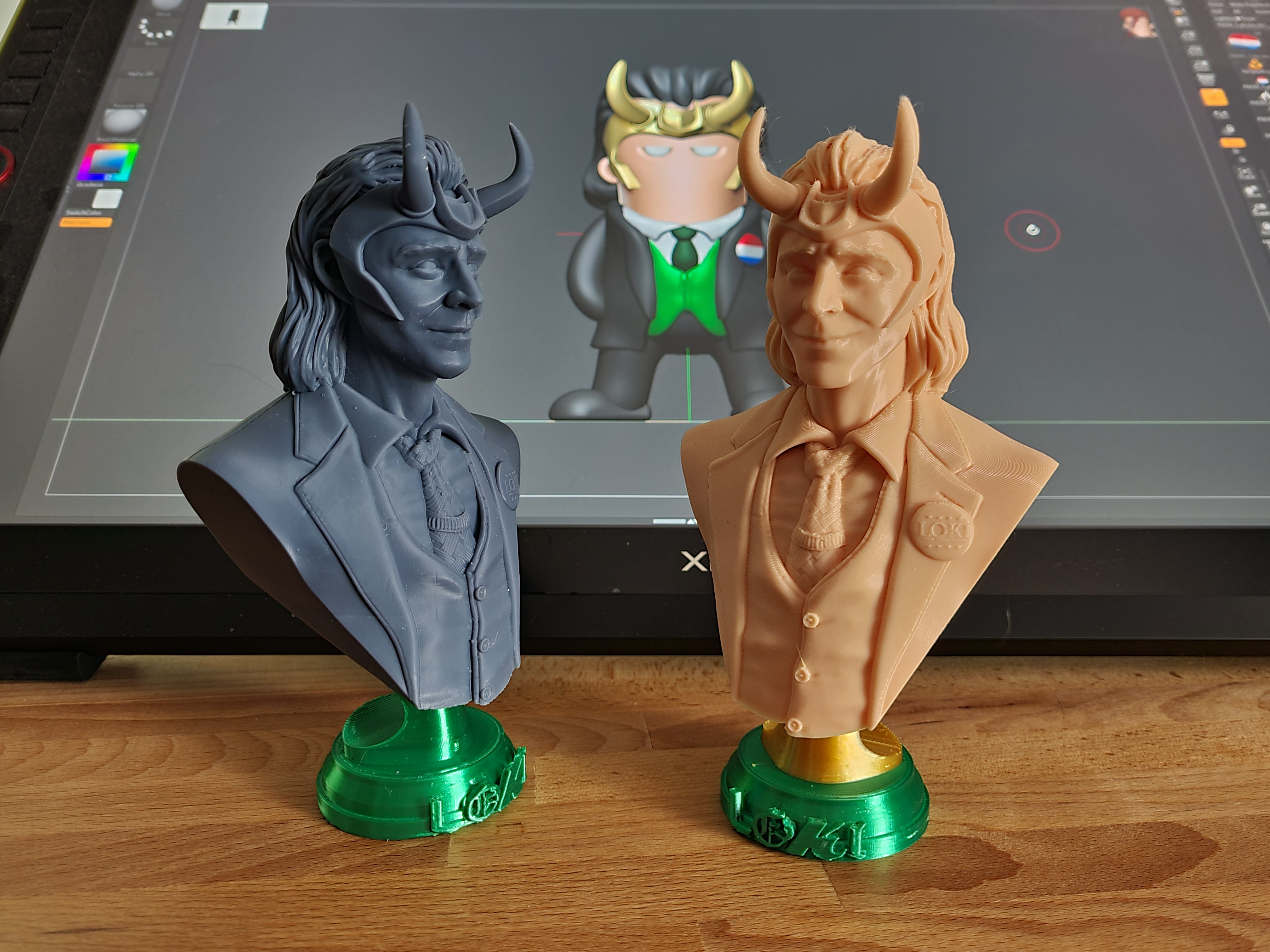 Miniatura 3 do modelo 3D Loki bust