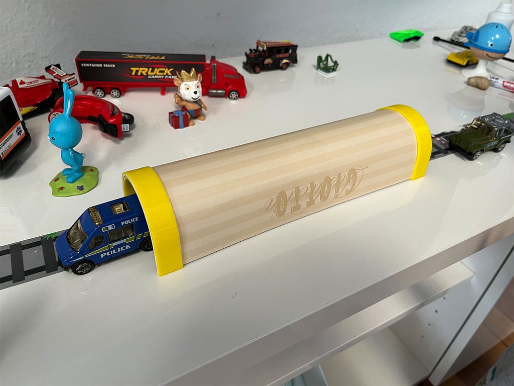 Giotto tunnel for toy cars