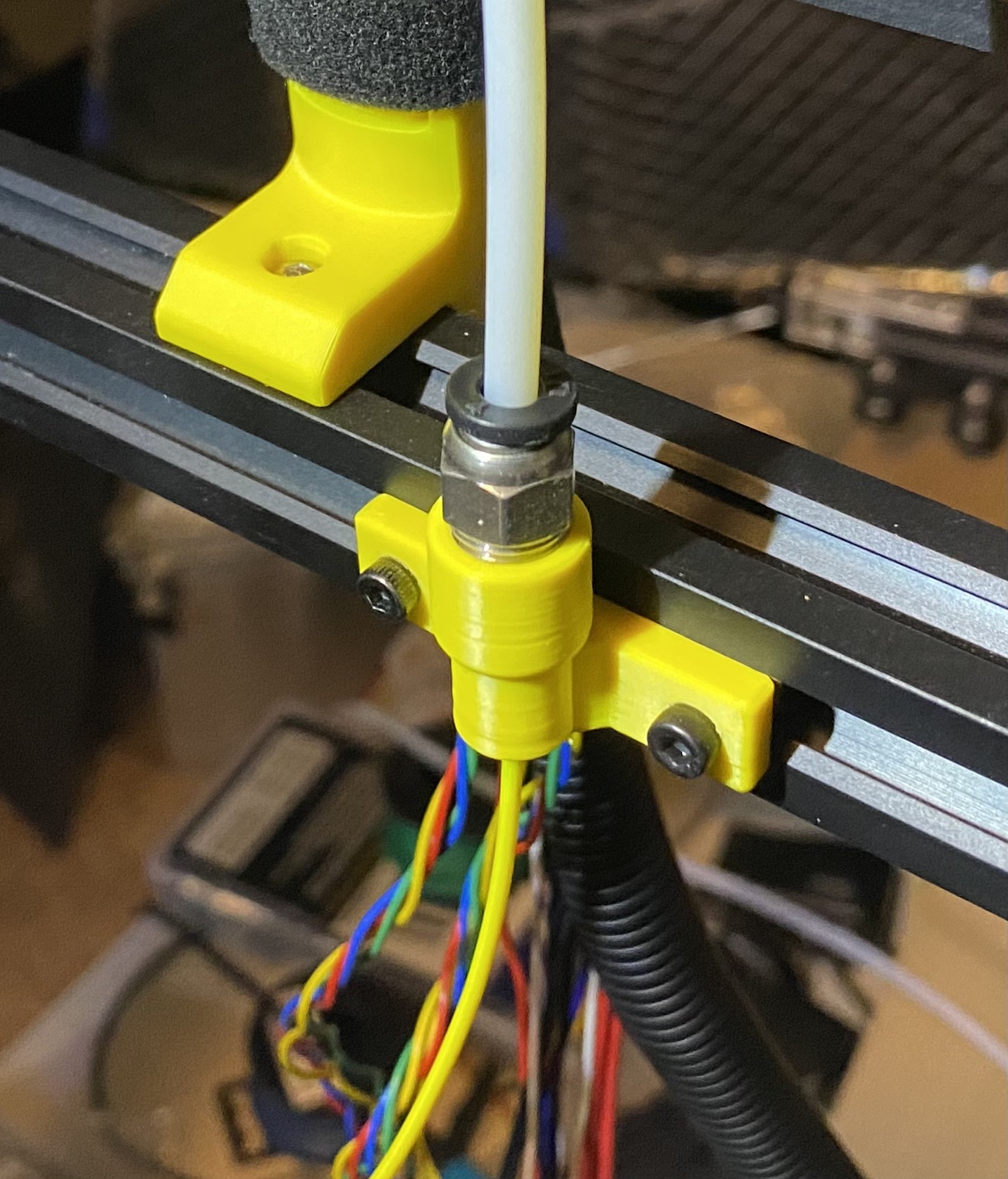 Filament feed Bowden tube mount 2020 extrusion 3D model thumbnail