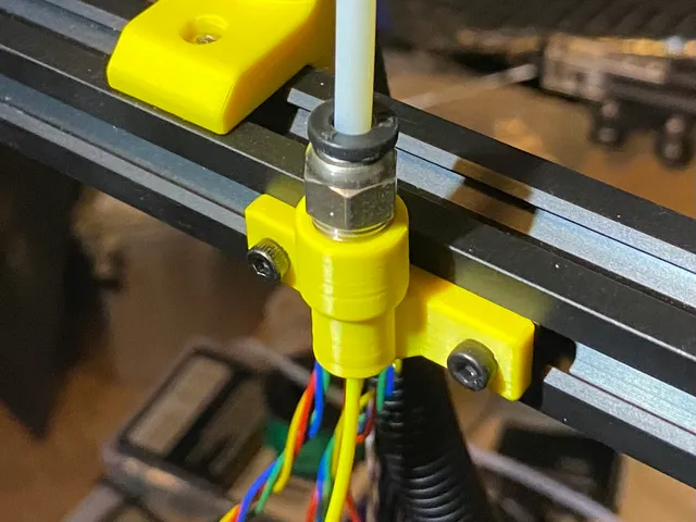 Filament feed Bowden tube mount 2020 extrusion