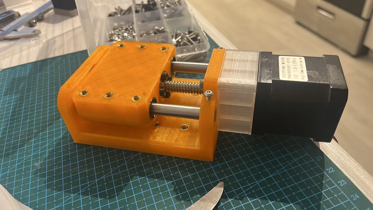 short linear stage, CNC Z axis by jamie xu | Download free STL