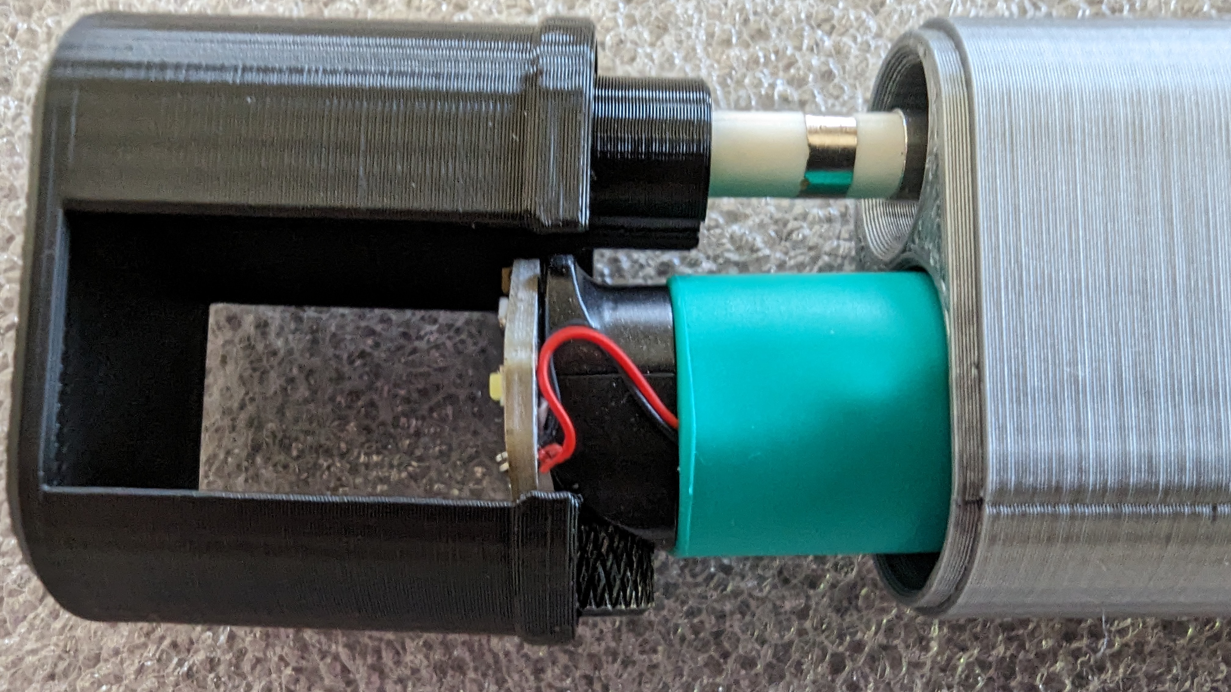 Remix of the lid to fit a modified Pinecil with LED light ring