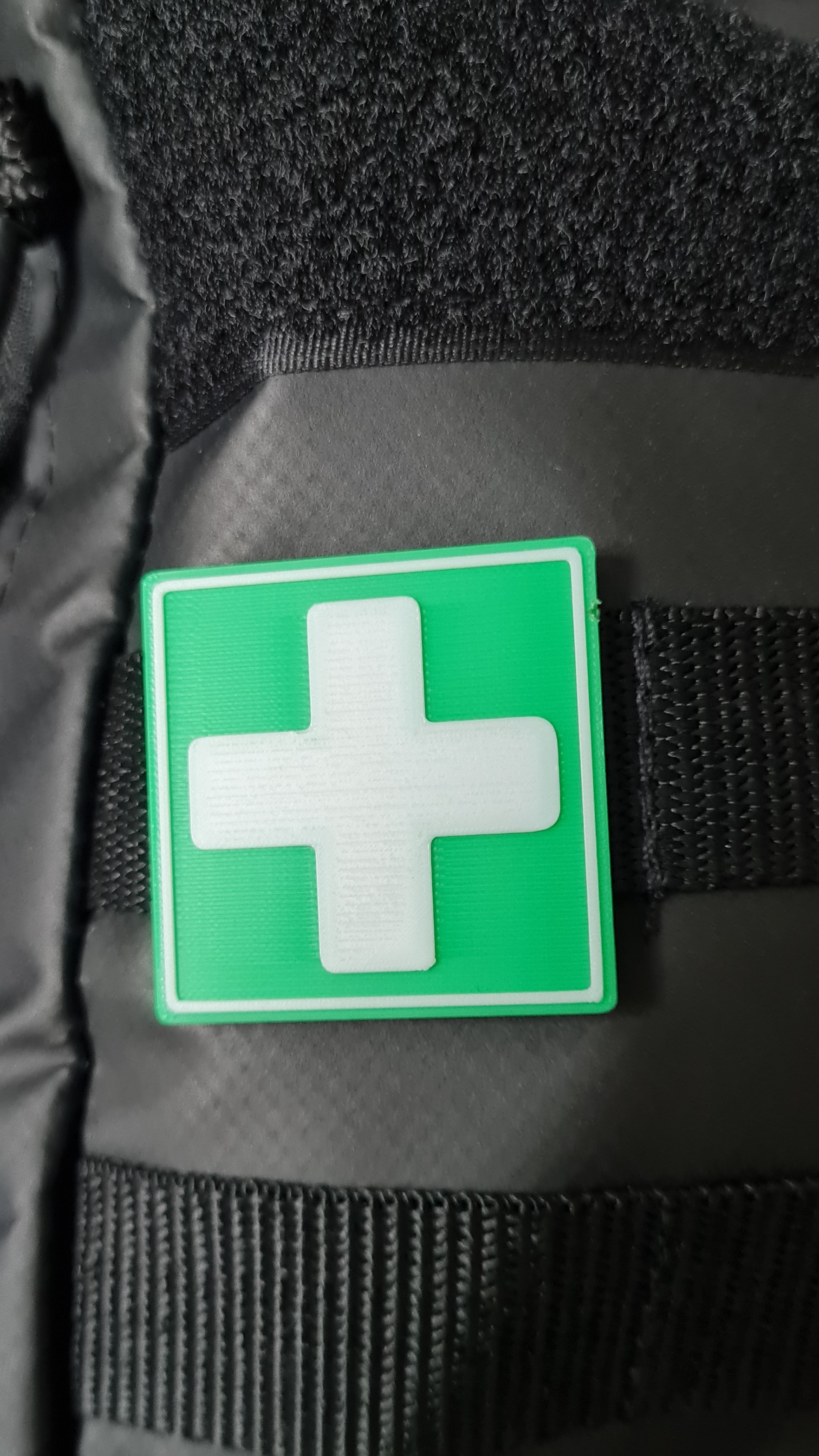First aid badge with clip by GM | Download free STL model | Printables.com