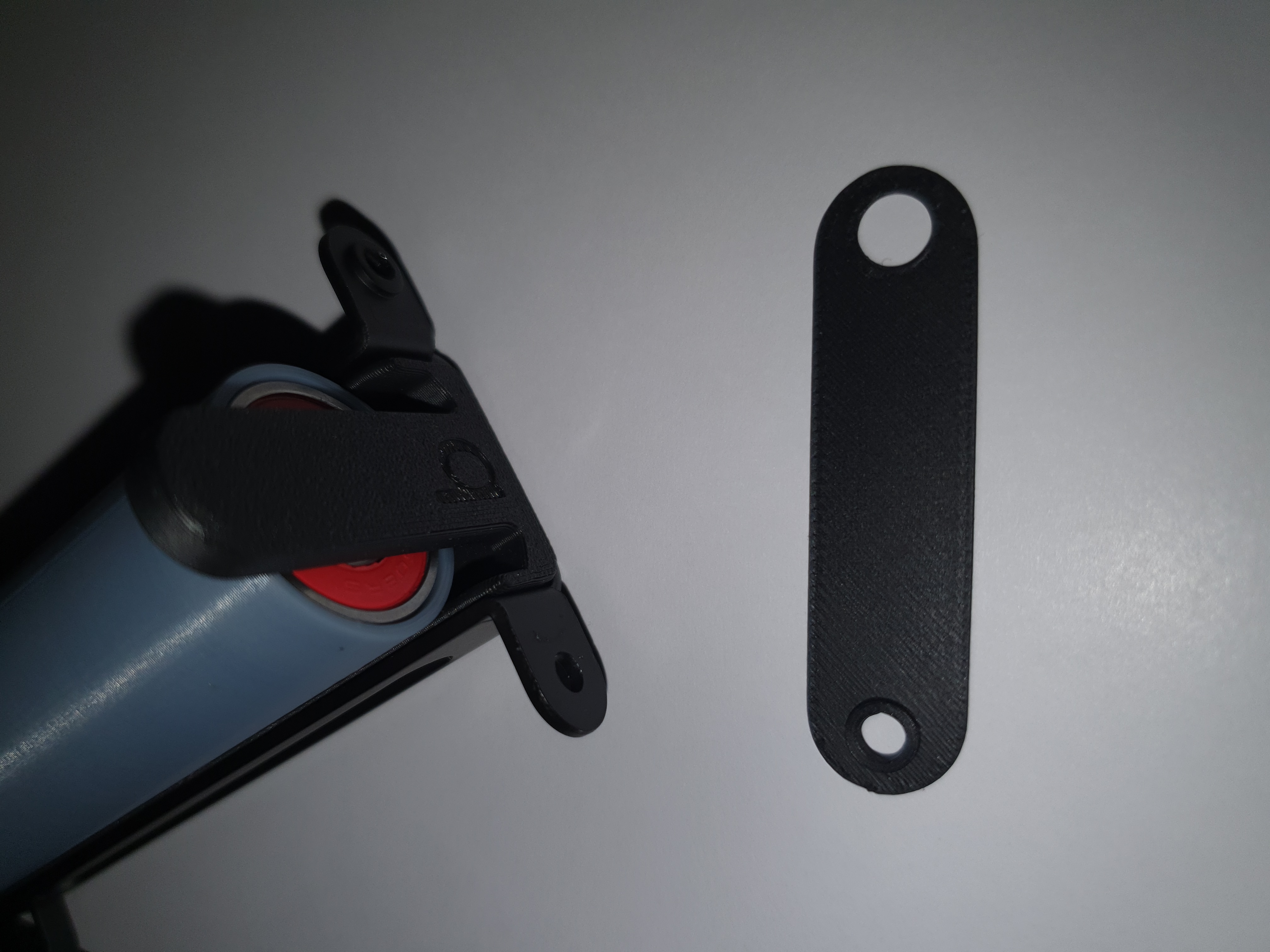 Adapter for Bambu Lab Spool Roller (by Thrutheframe)