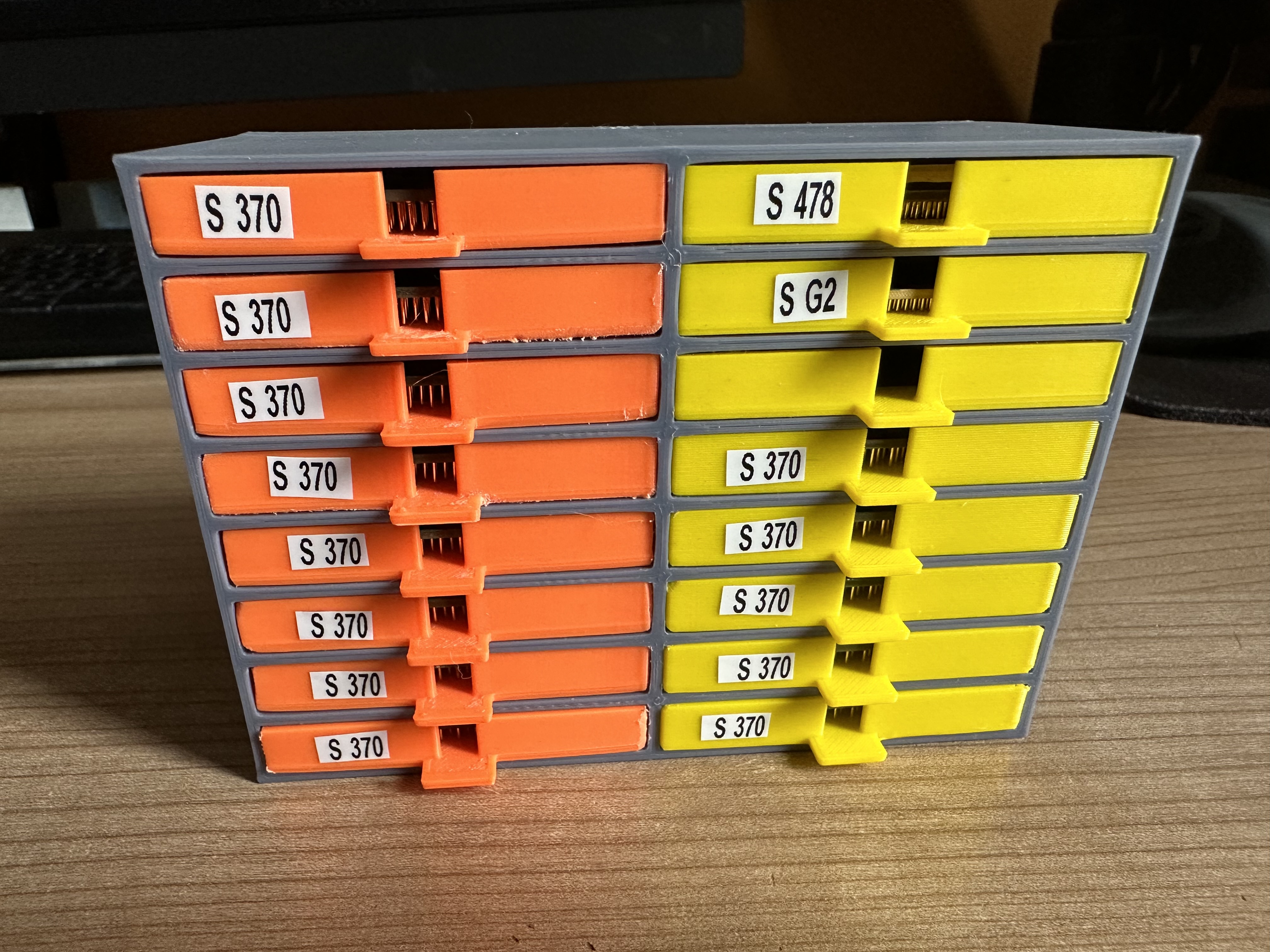 CPUs storage box