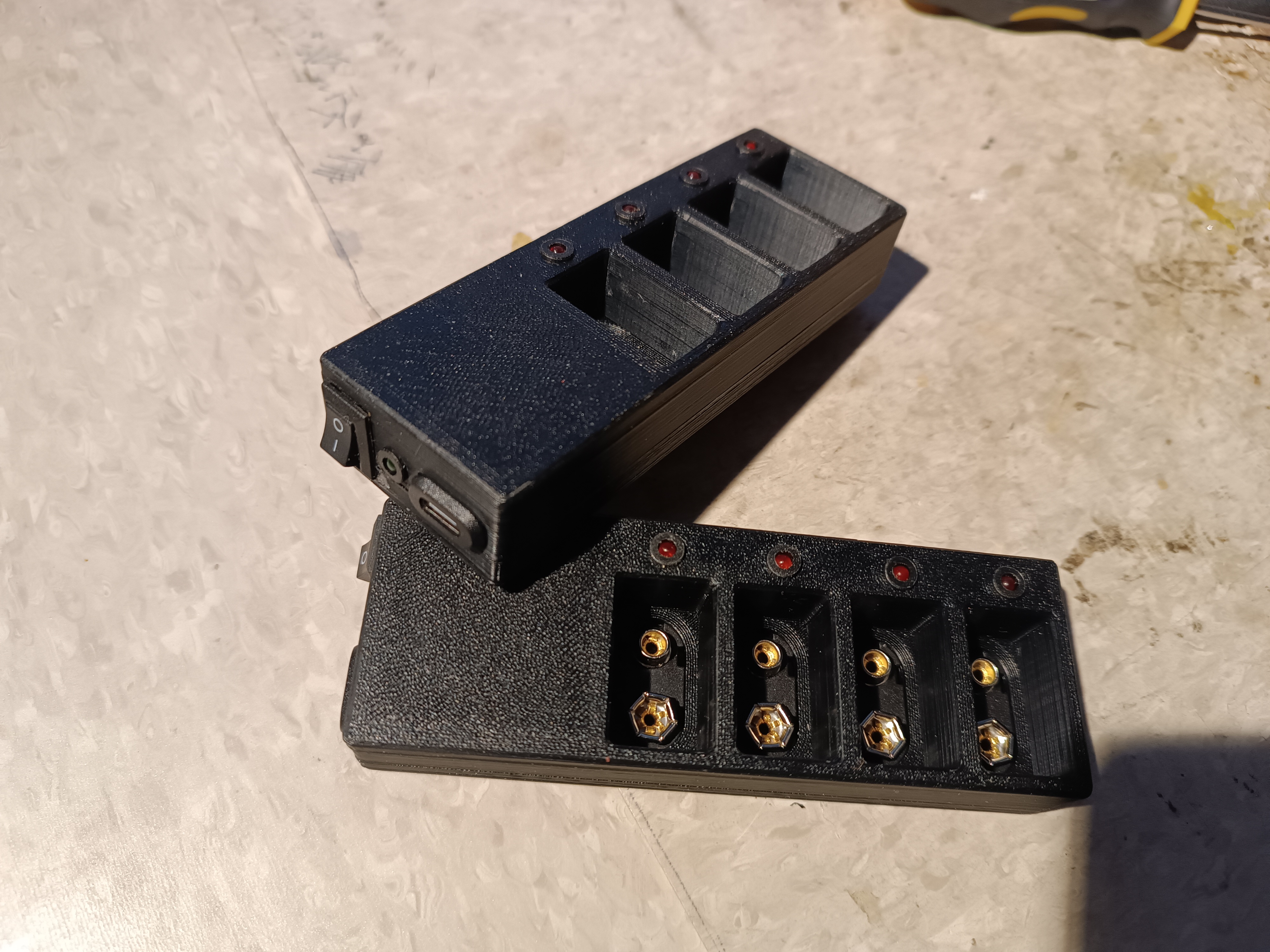 9V NiMH battery trickle charger