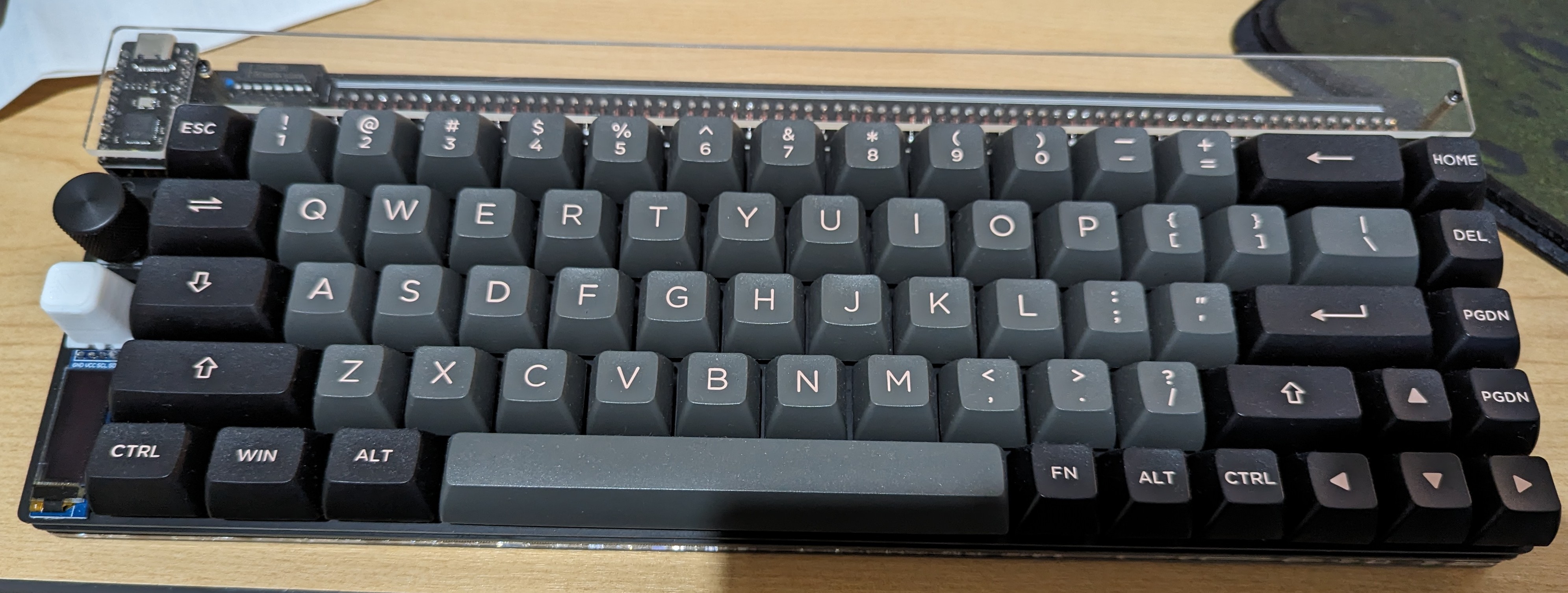 Keyboard Angle Legs / Base - Nibble 65 (Nullbits) - Mechanical Keyboard