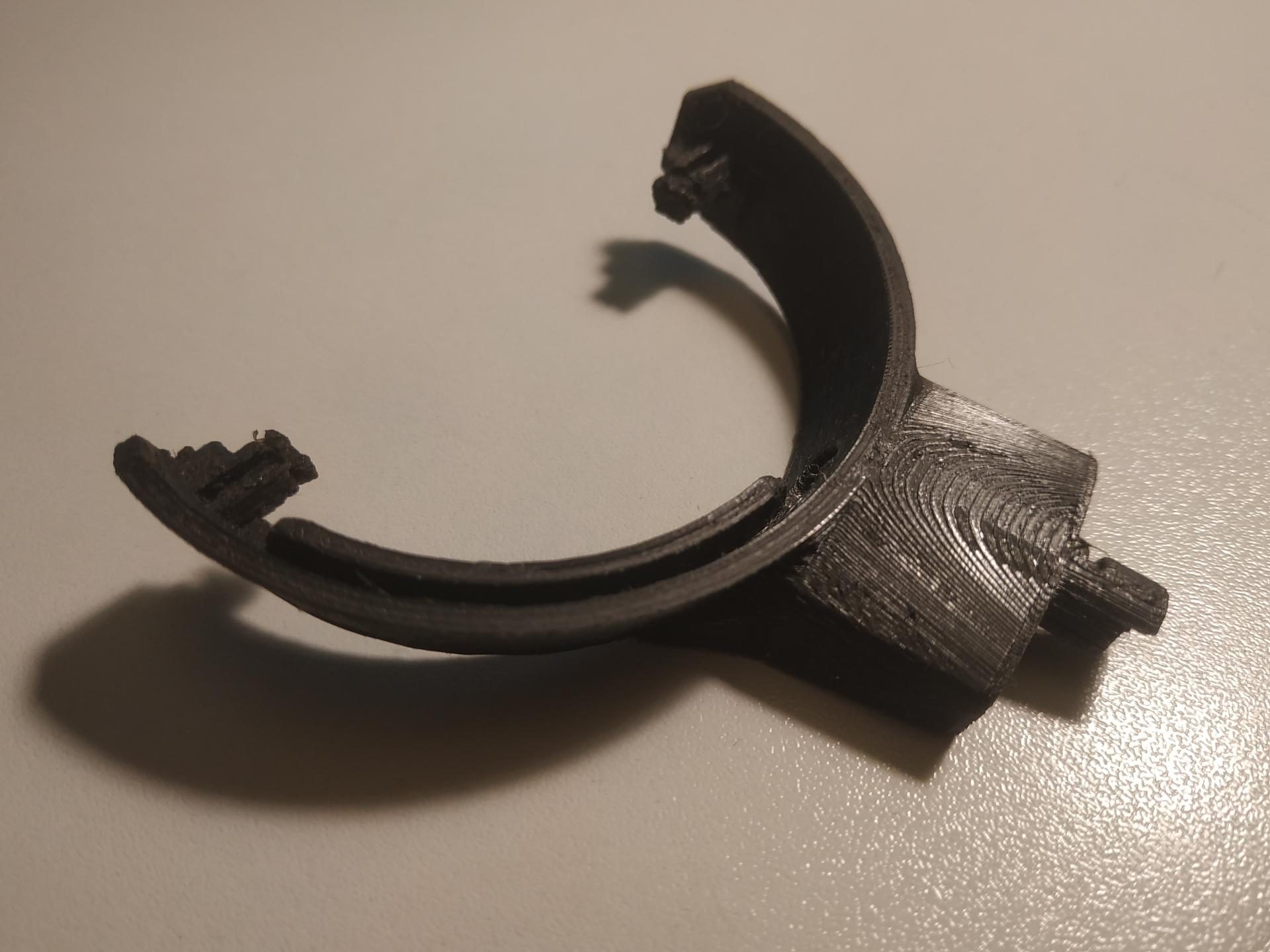 JBL Tune 7XX ear cup fork