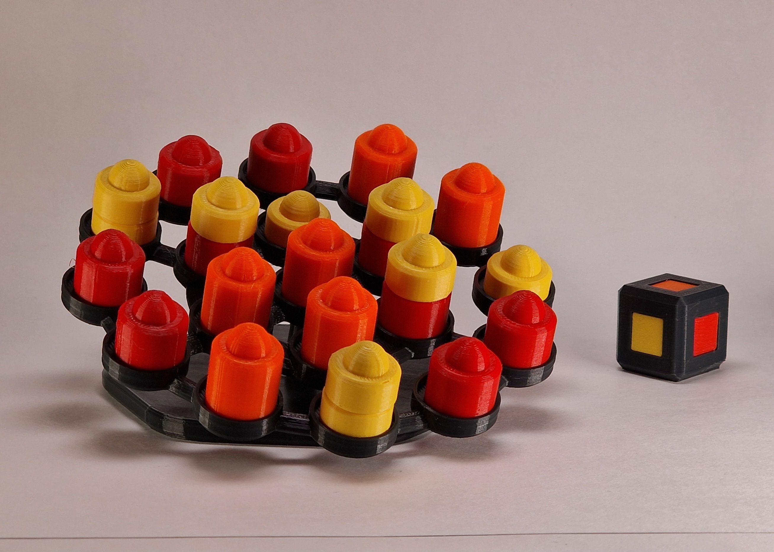 PIVOT – A Magnetic Balancing Game