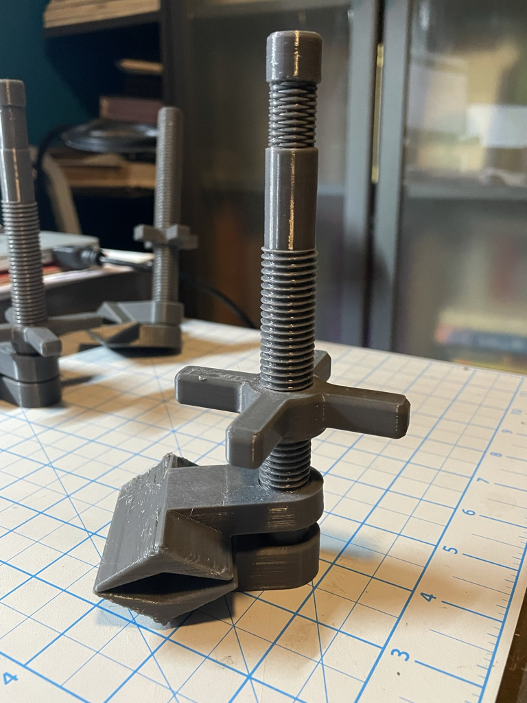 Cardellini clamp
