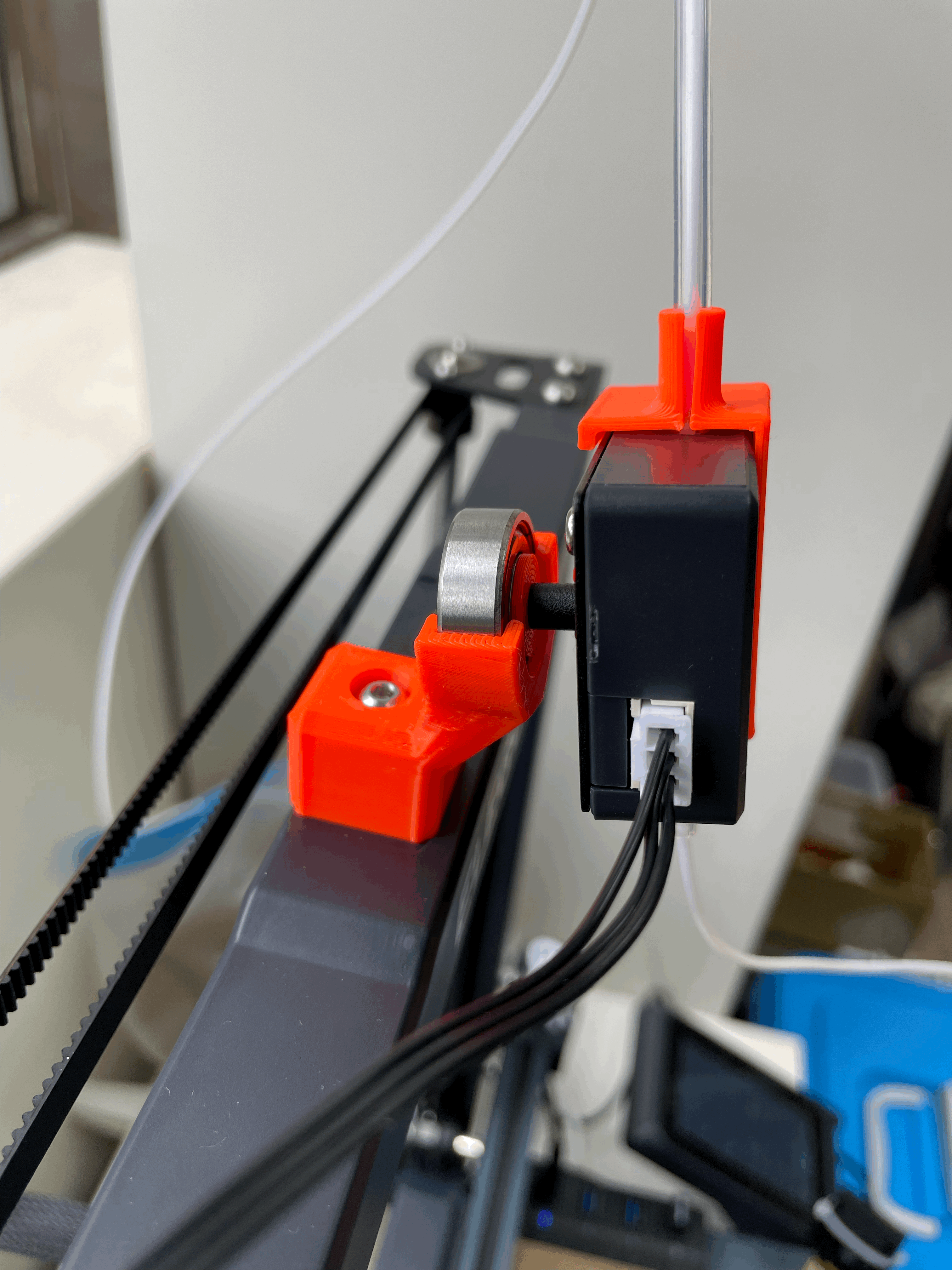 Elegoo Neptune4 filament guide with filament sensor - V2