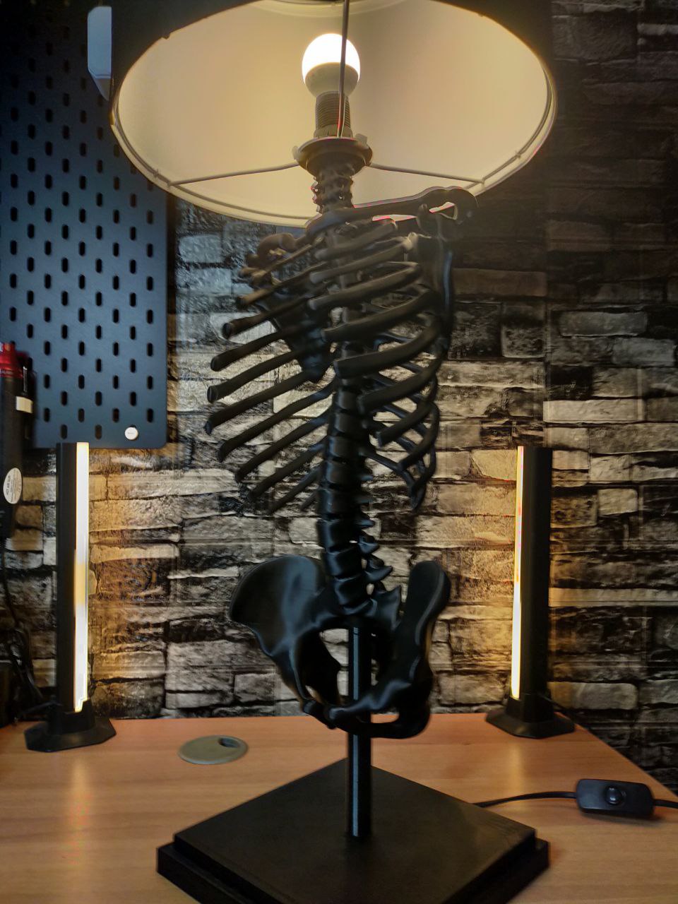 Miniatura 3 do modelo 3D HUMAN SKELETON LAMP