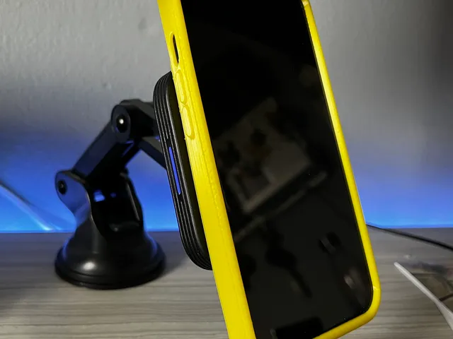 iPhone 13 case/bumper - MagSafe compatible