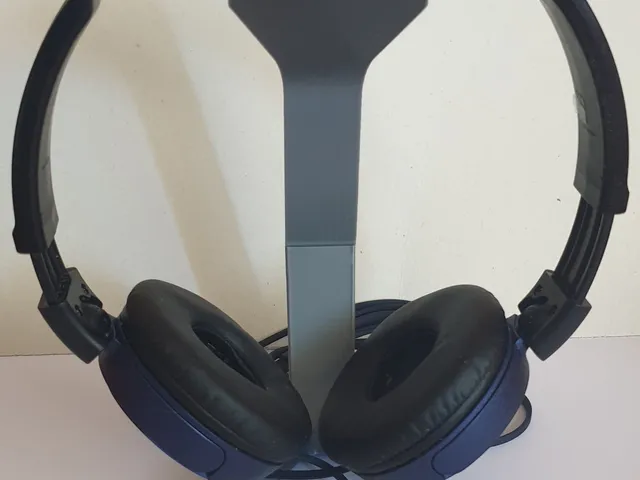 Soporte auriculares de 190 mm de altura. Headphone support 190 mm high.
