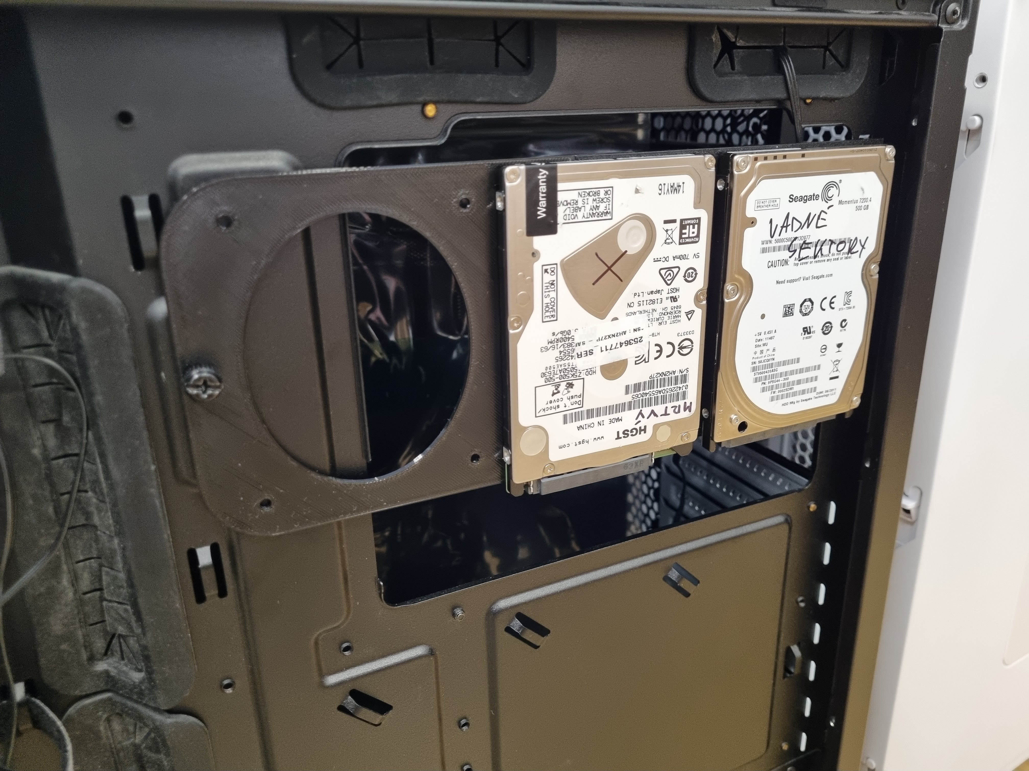 Fractal Design Define C 2.5" SSD and HDD bracket