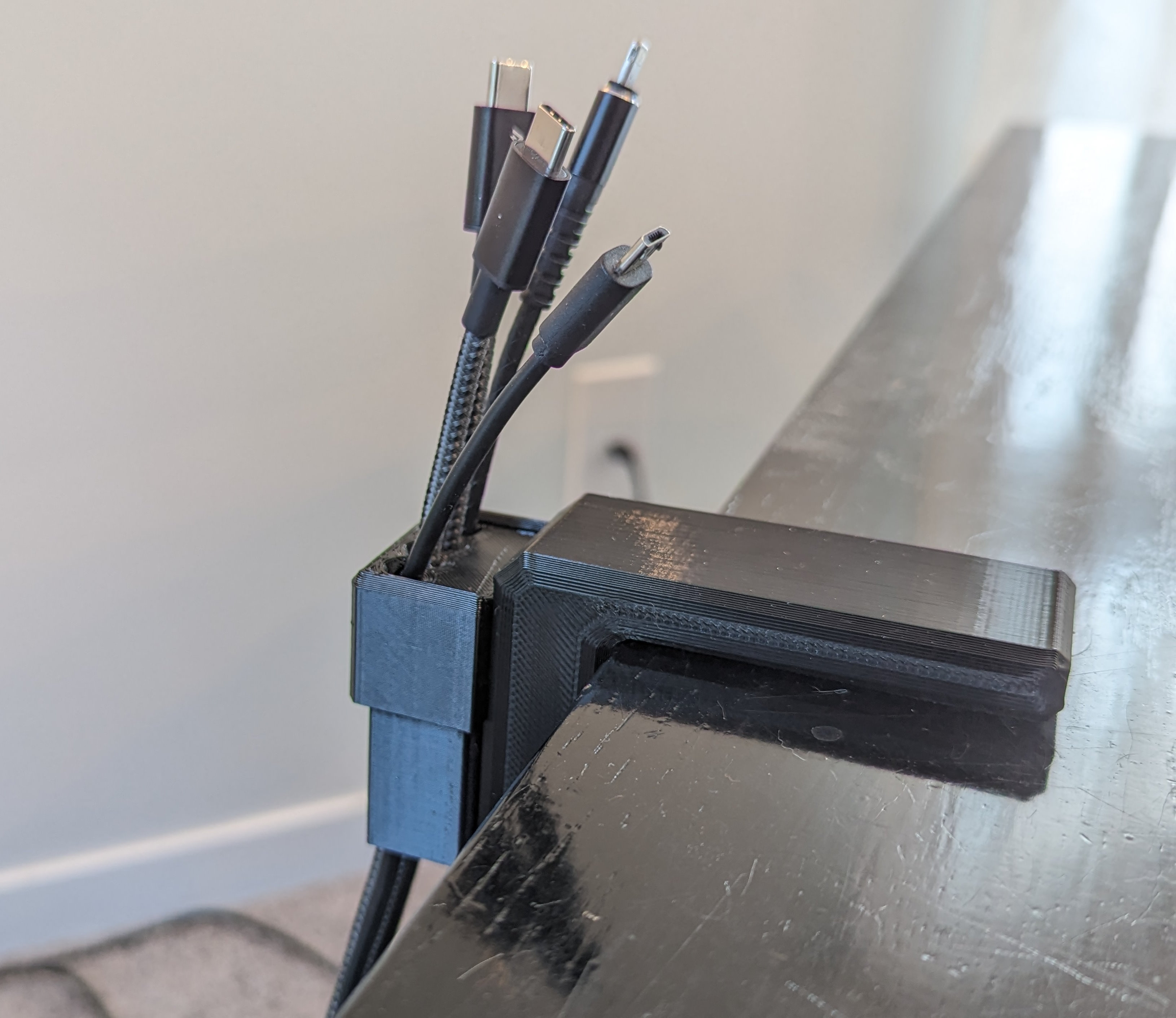 4mm Cable Organizer for Desk Clamp (Modular) by luma | Download free ...