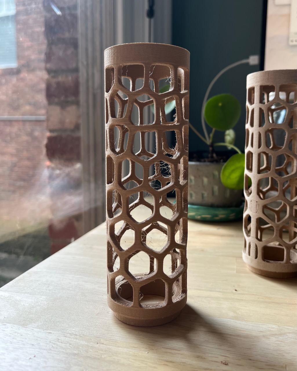 Miniatura 5 do modelo 3D Voronoi Moss Pole