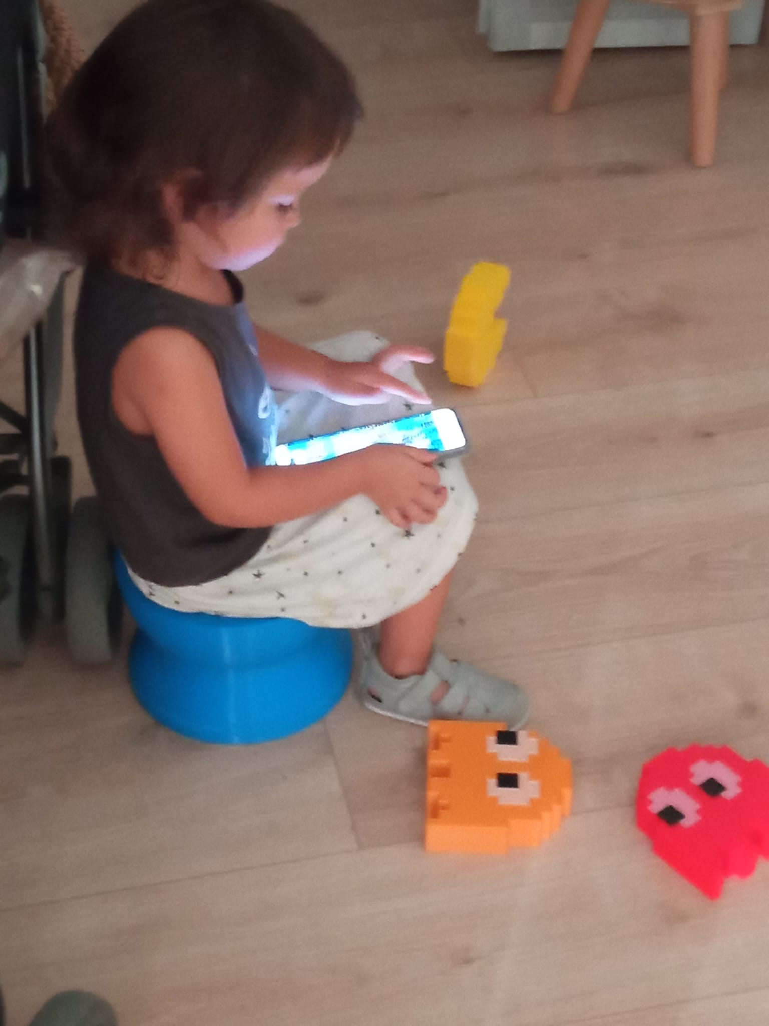 Moldino stool