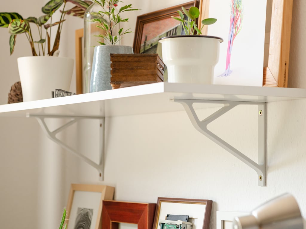 shelf bracket