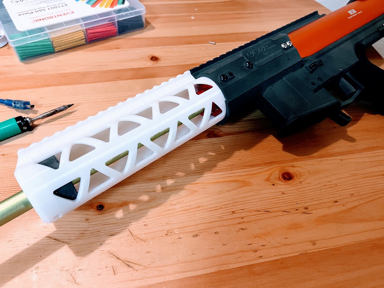 DERECHO: Short shroud for blizzard storm foam blaster