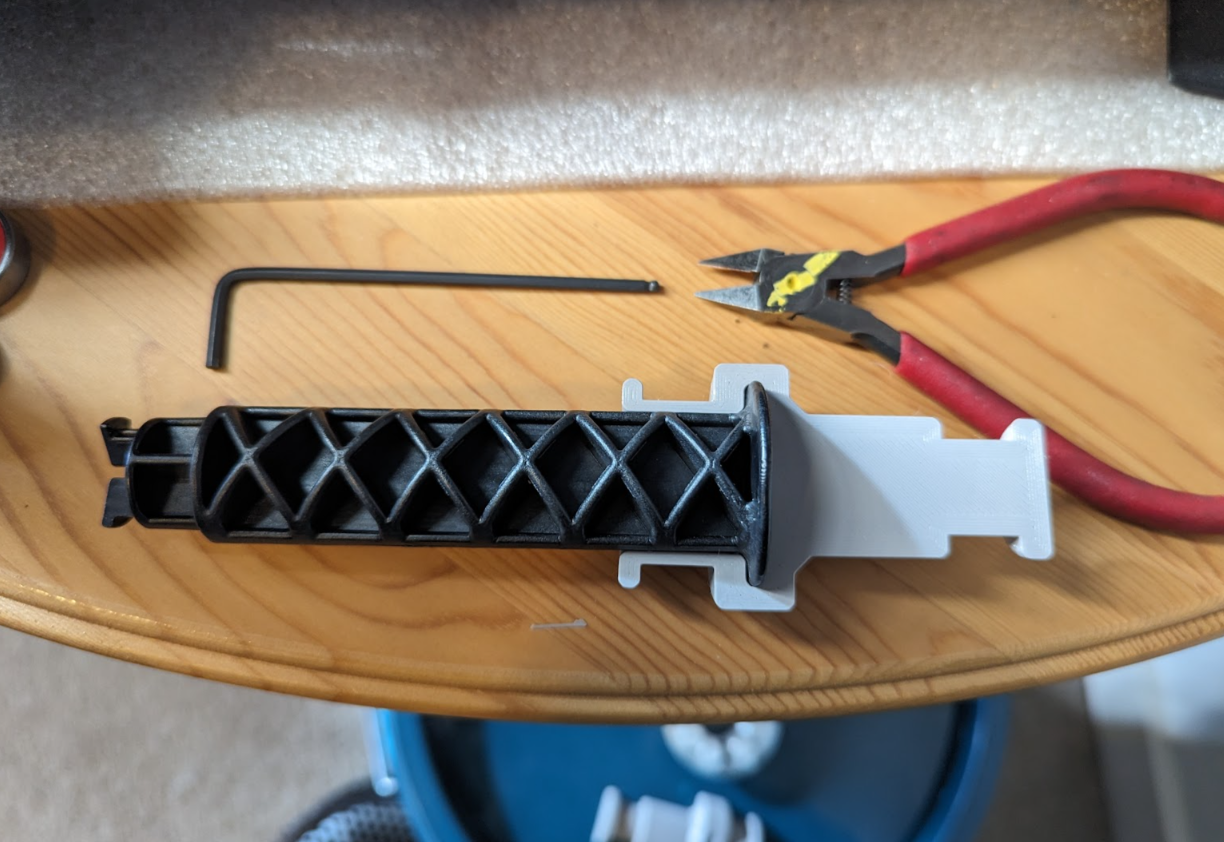 Clam shell Prusament spool holder extension