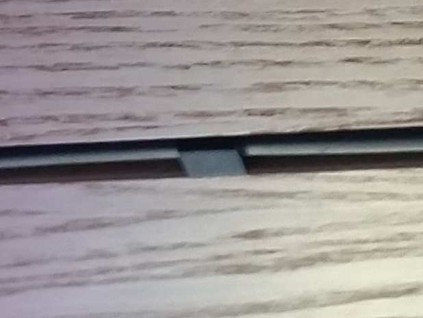 Clip-in cable clamp (6x4mm) for panel ceilings
