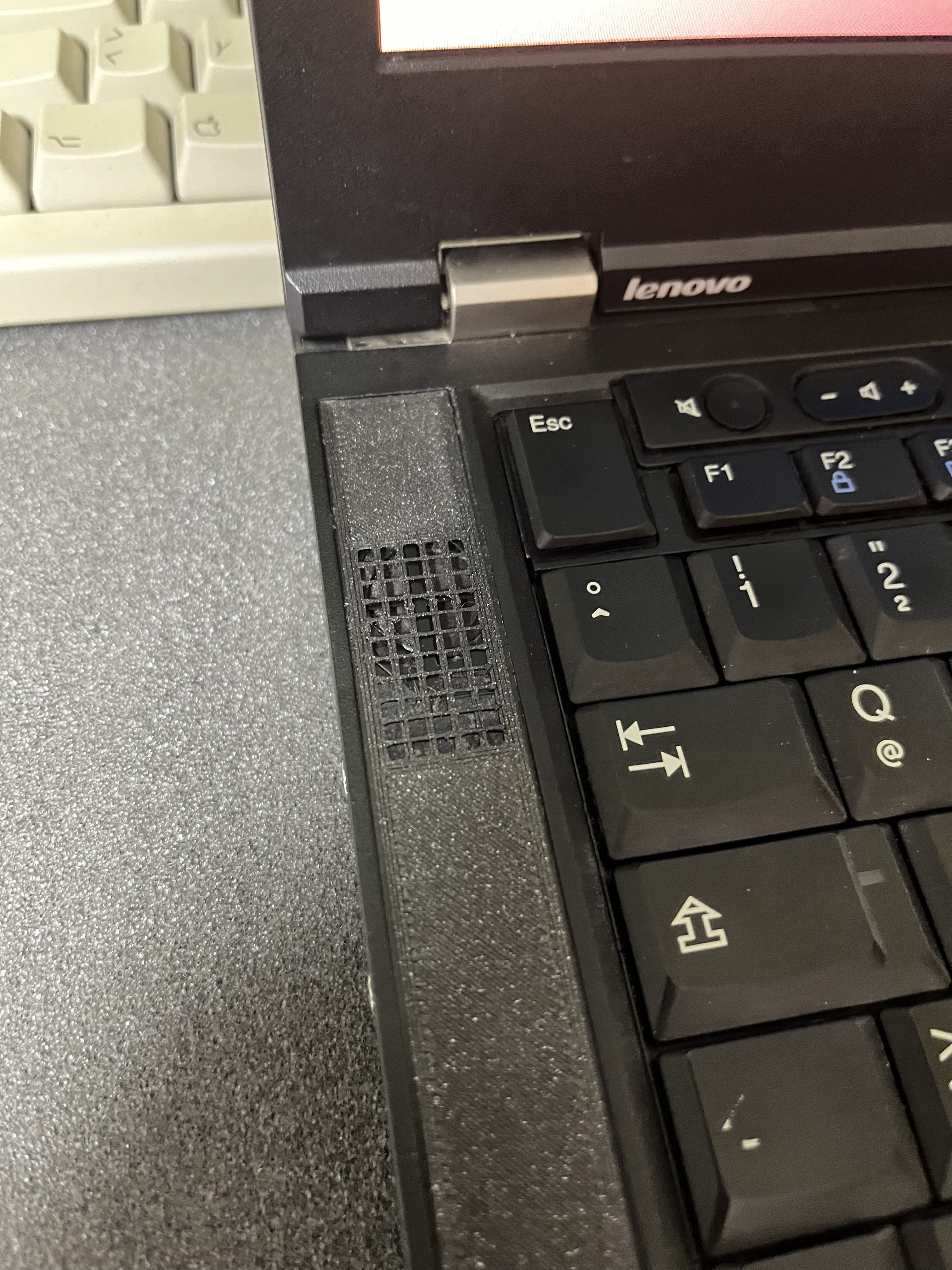 Thinkpad T420 Improved Speaker Cover