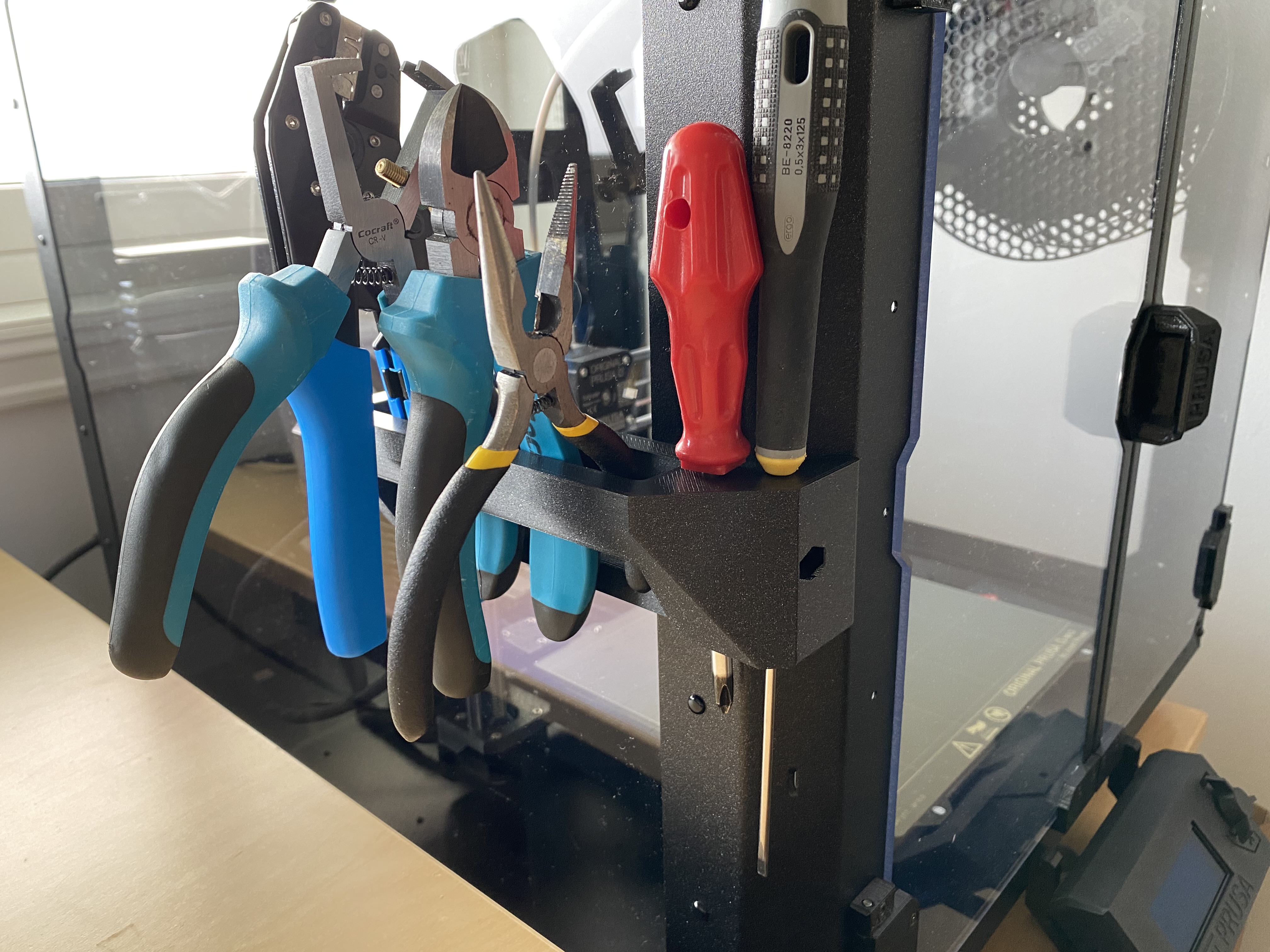 Tool holder